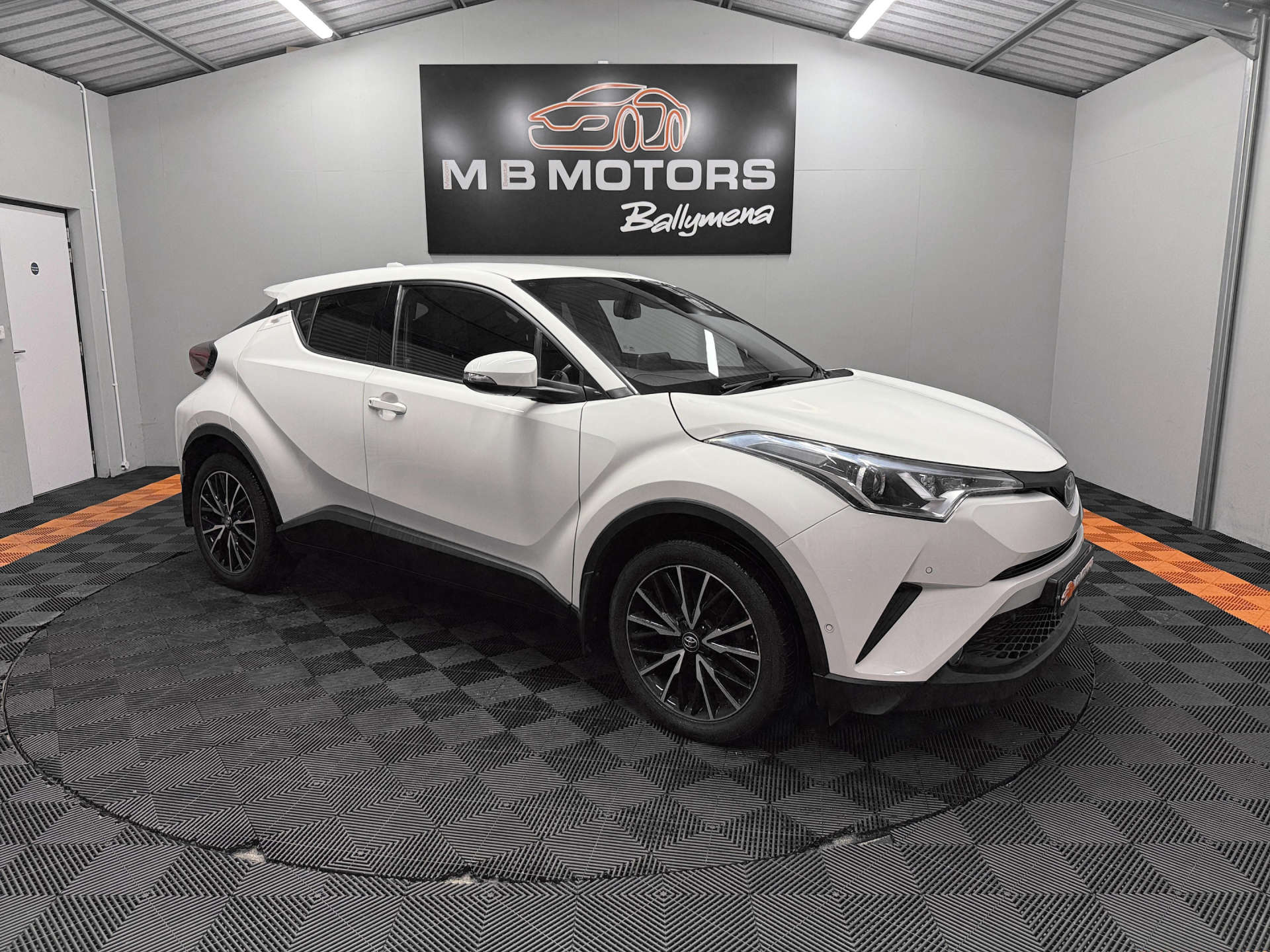 2017 TOYOTA C-HR 1.2 C-HR Excel 5dr - vehicle photo 1 for sale on PureCar