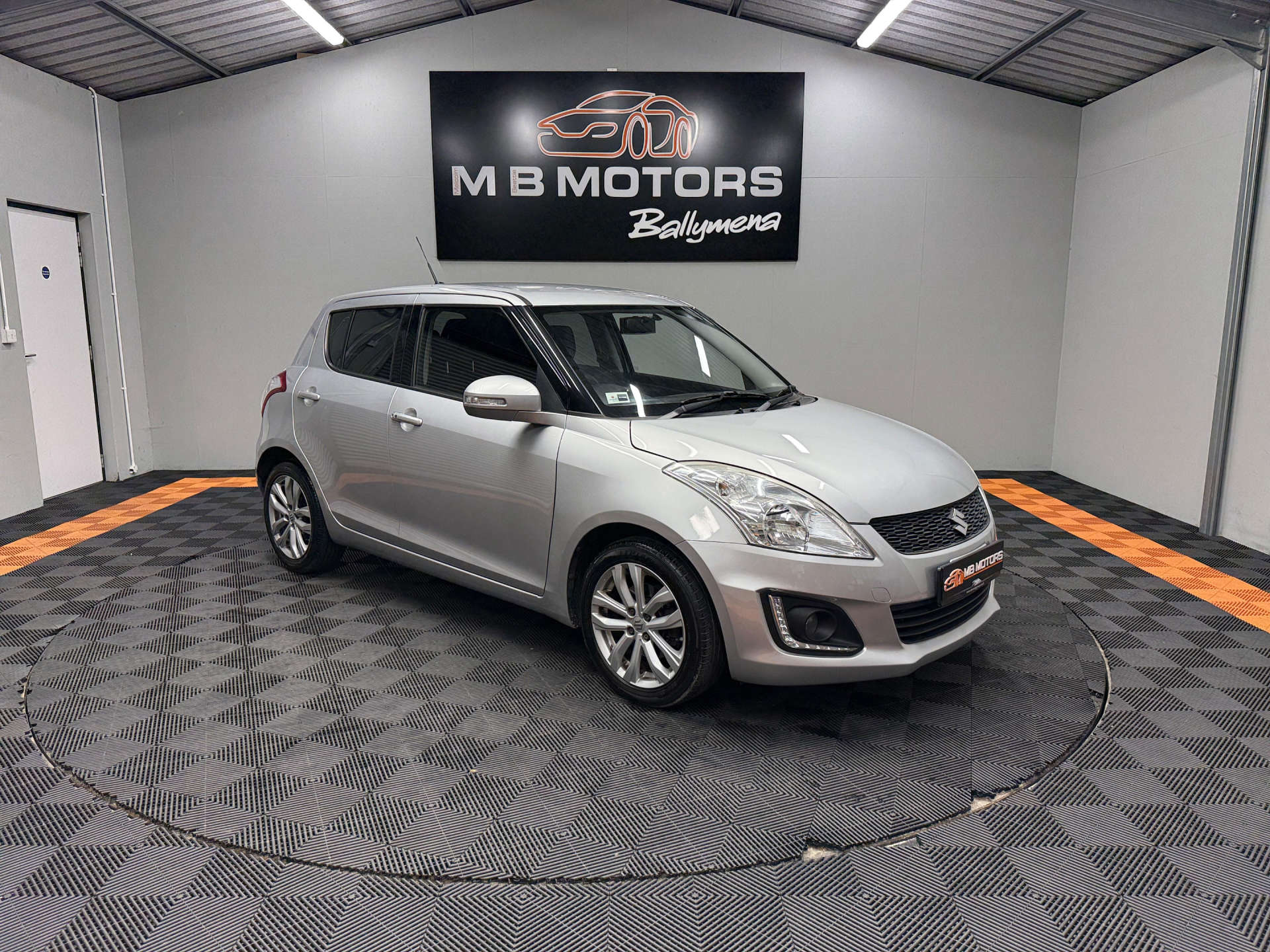 SUZUKI SWIFT 2016