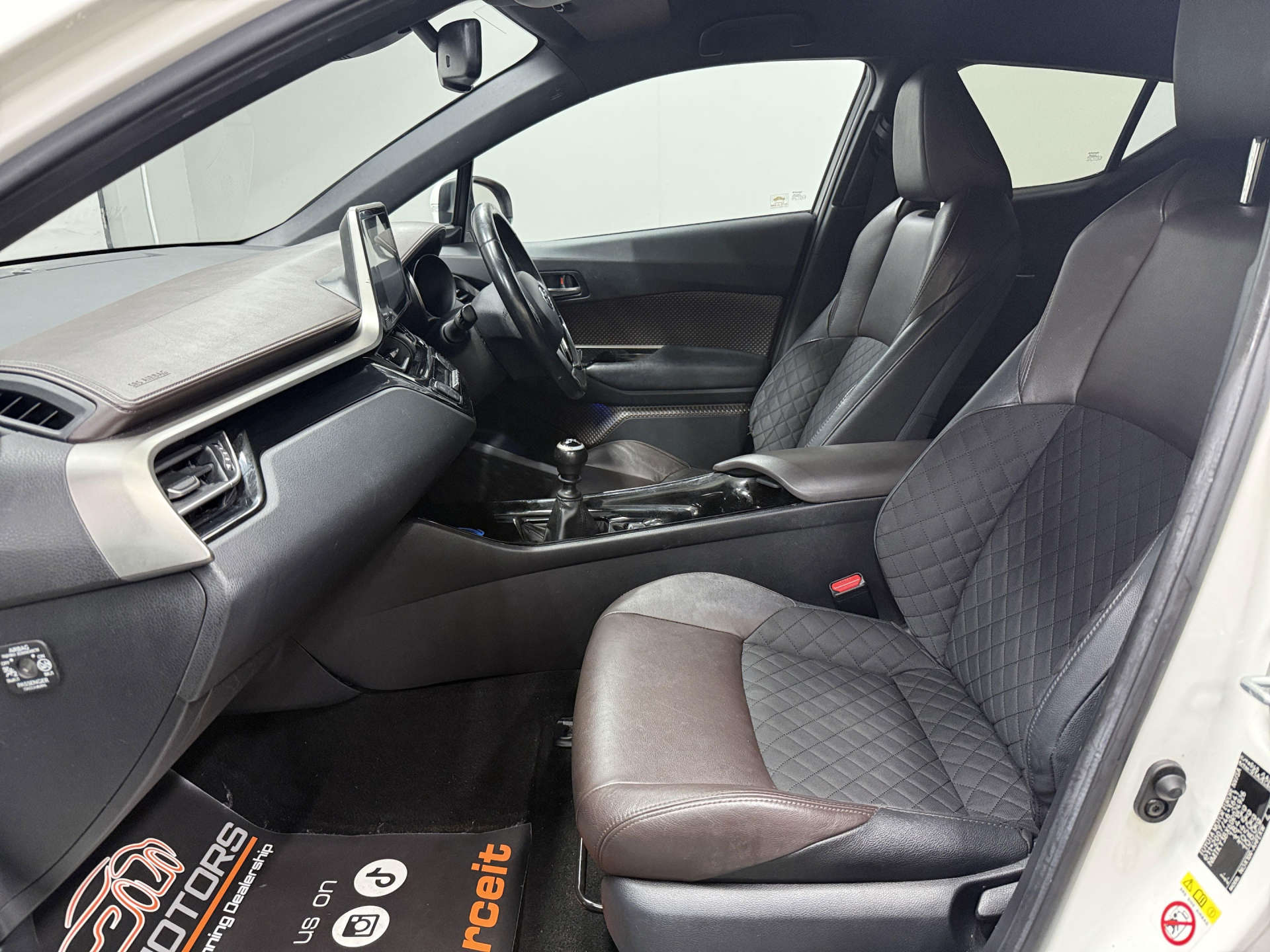 2017 TOYOTA C-HR 1.2 C-HR Excel 5dr - vehicle photo 26 for sale on PureCar