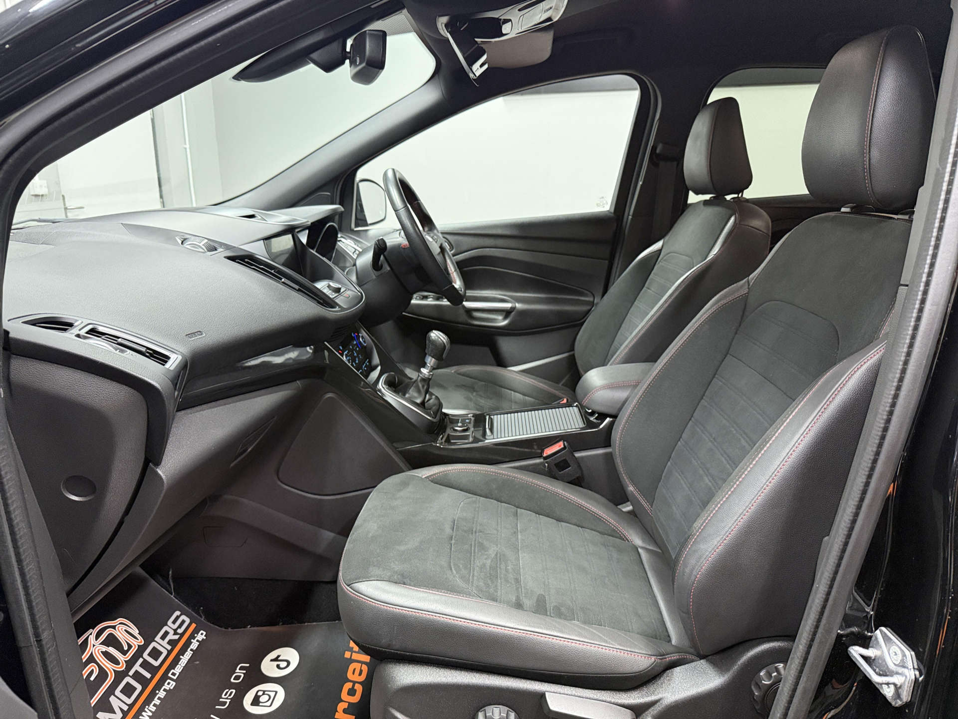 2019 FORD KUGA 1.5 Kuga ST-Line TDCi 5dr - vehicle photo 27 for sale on PureCar