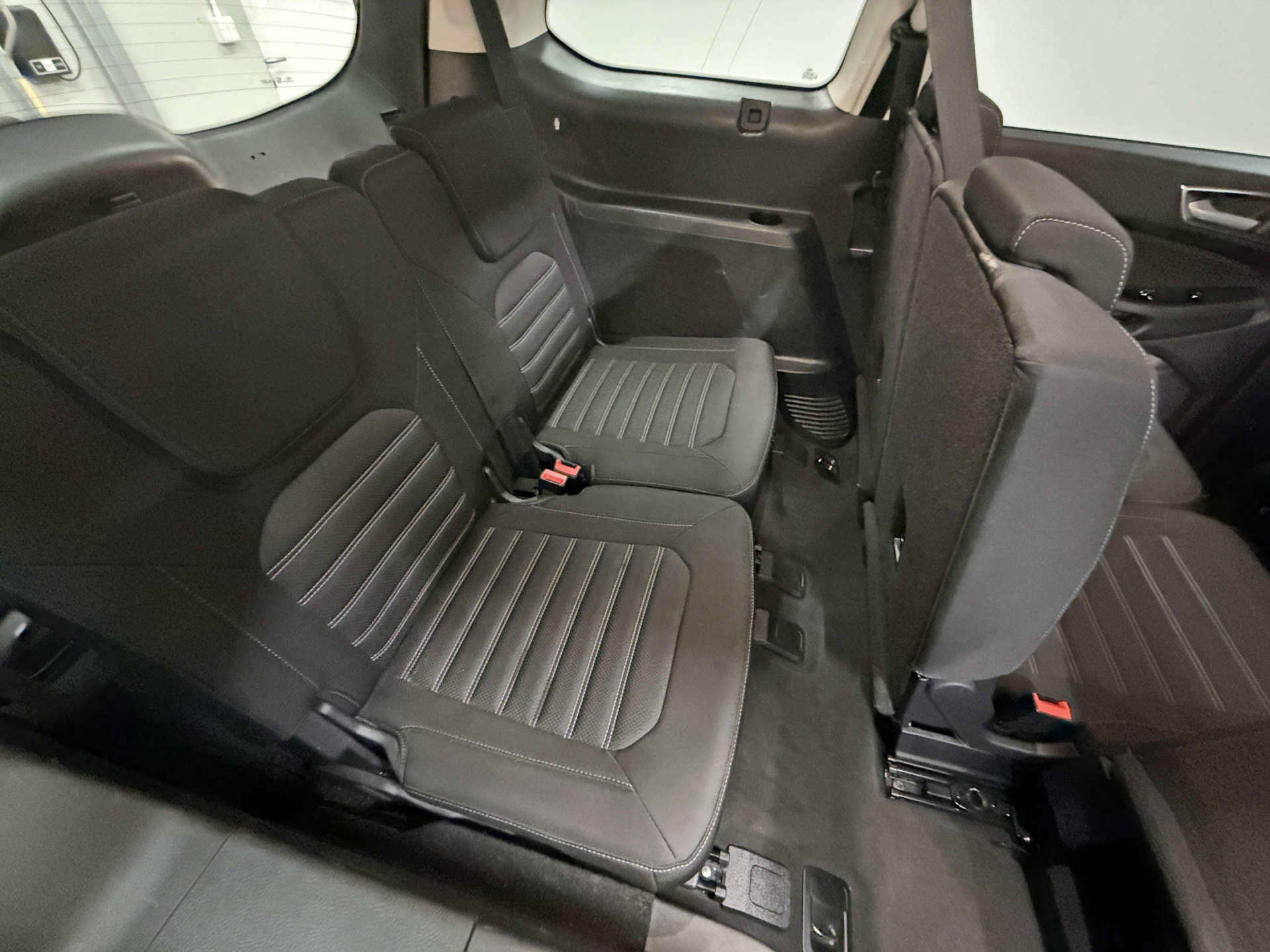 2020 FORD GALAXY 2.0 Galaxy Titanium EcoBlue 5dr - vehicle photo 39 for sale on PureCar