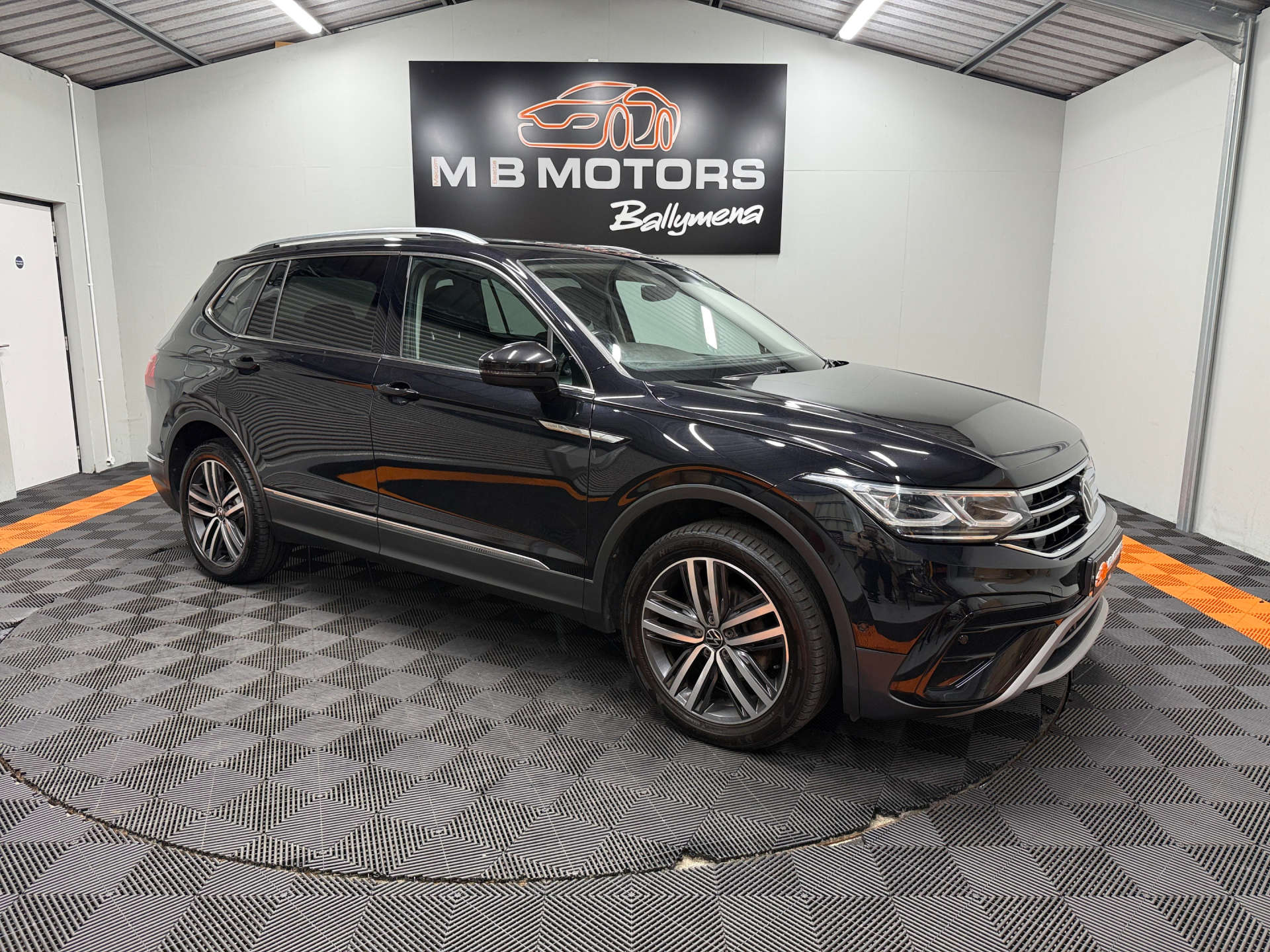 VOLKSWAGEN TIGUAN 2022