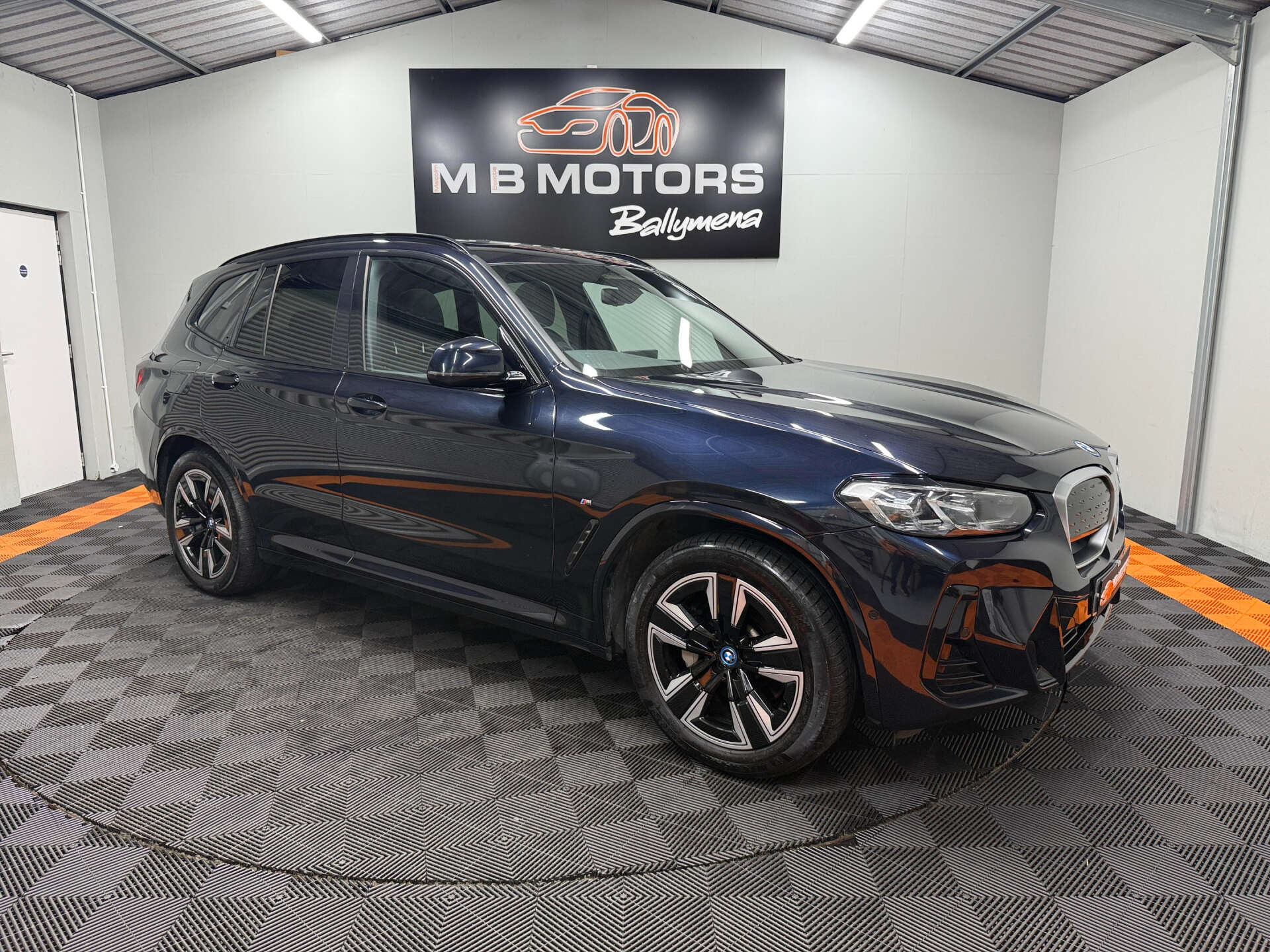 BMW IX3 2023