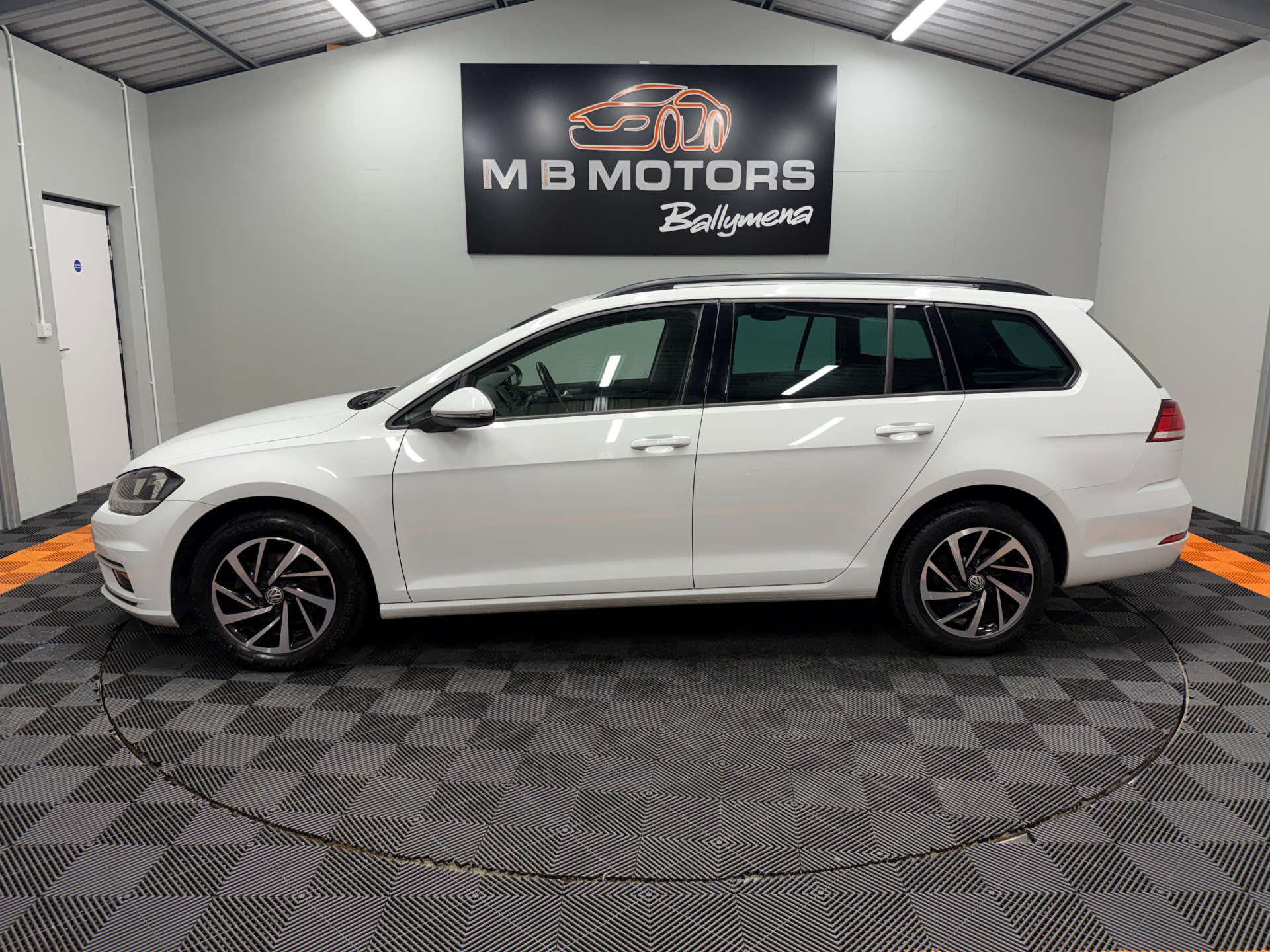2019 VOLKSWAGEN GOLF 1.6 Golf Match TDI 5dr - vehicle photo 5 for sale on PureCar