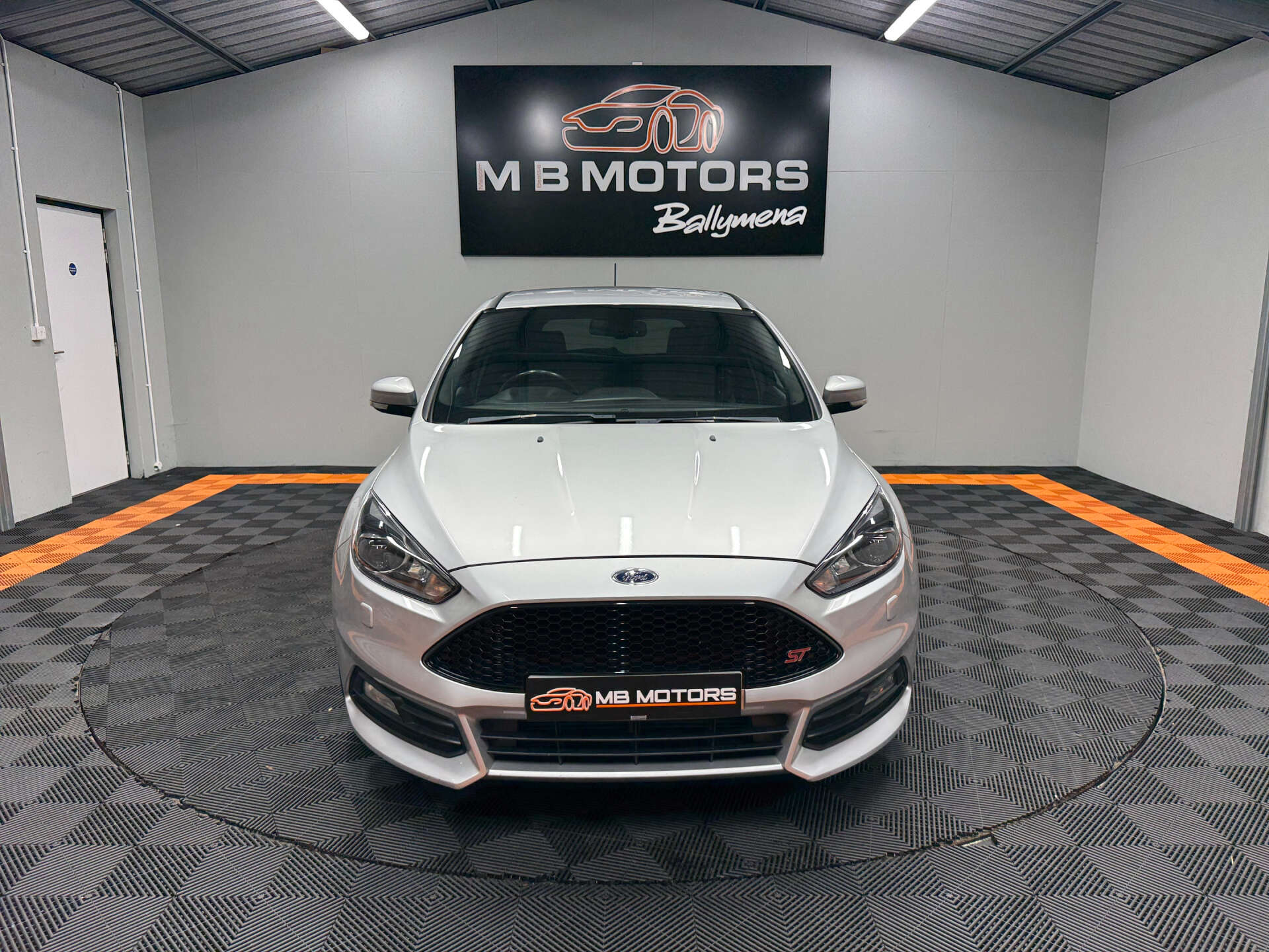 2018 FORD FOCUS 2.0 Focus ST-3 T 5dr - vehicle photo 2 for sale on PureCar