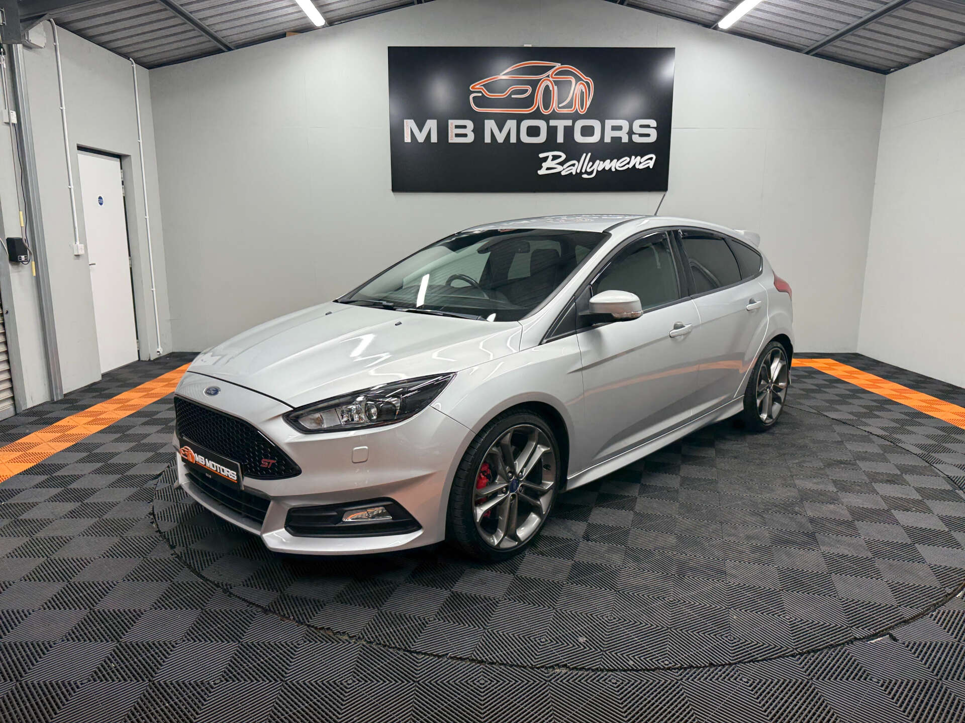 2018 FORD FOCUS 2.0 Focus ST-3 T 5dr - vehicle photo 3 for sale on PureCar