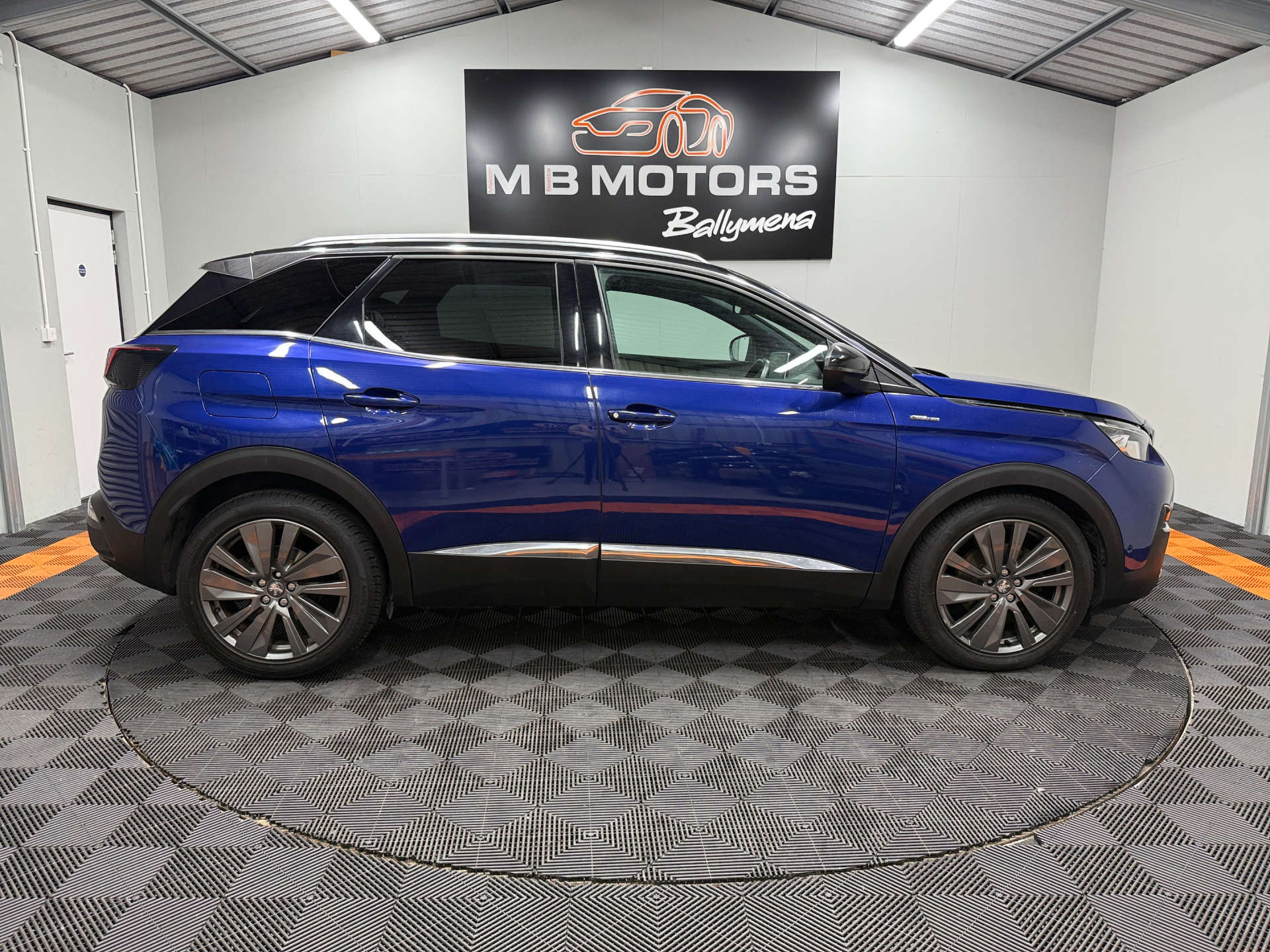 2019 PEUGEOT 1.5 3008 GT Line Premium Blue HDi S/S 5dr - vehicle photo 11 for sale on PureCar