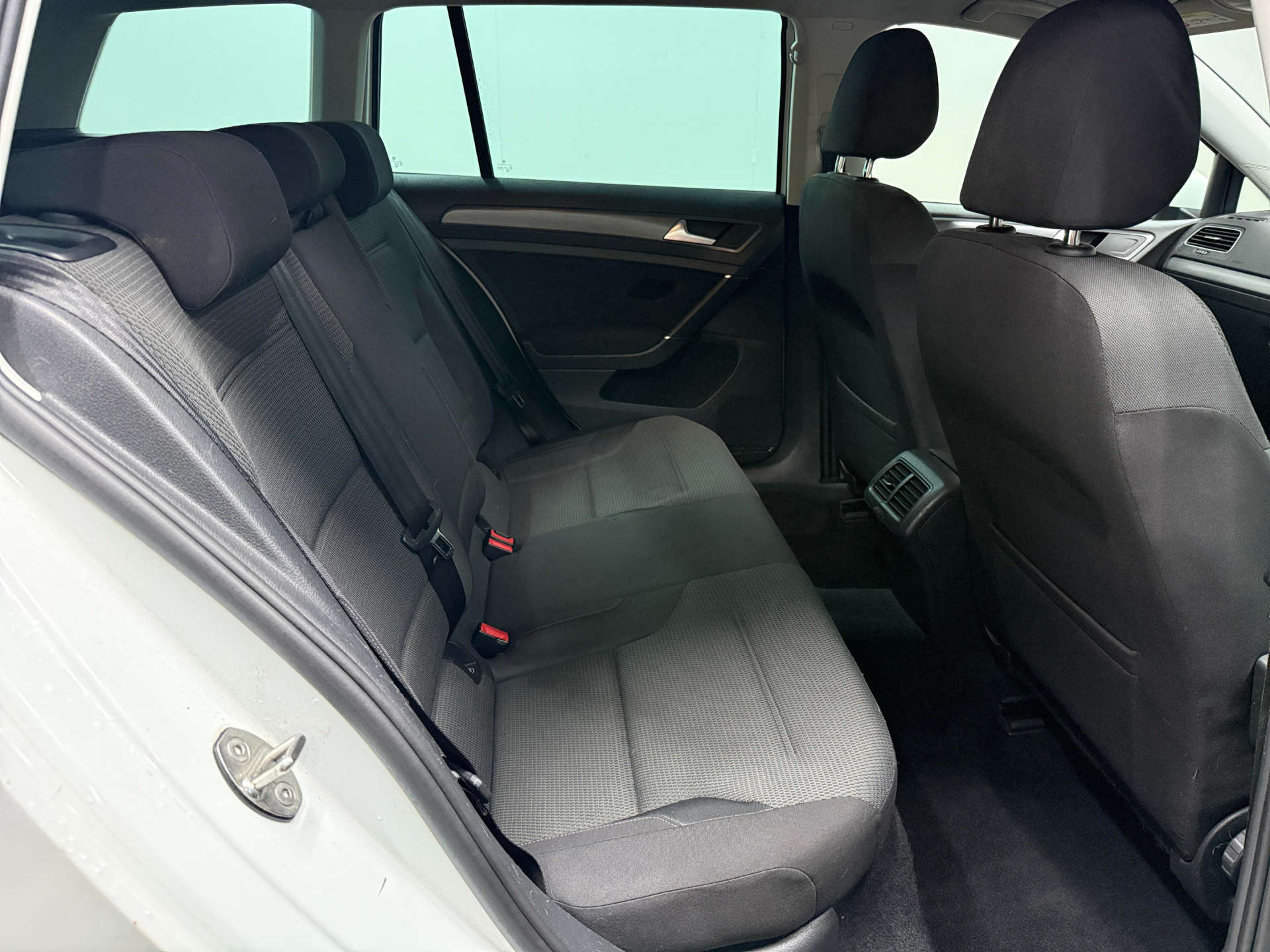 2019 VOLKSWAGEN GOLF 1.6 Golf Match TDI 5dr - vehicle photo 32 for sale on PureCar