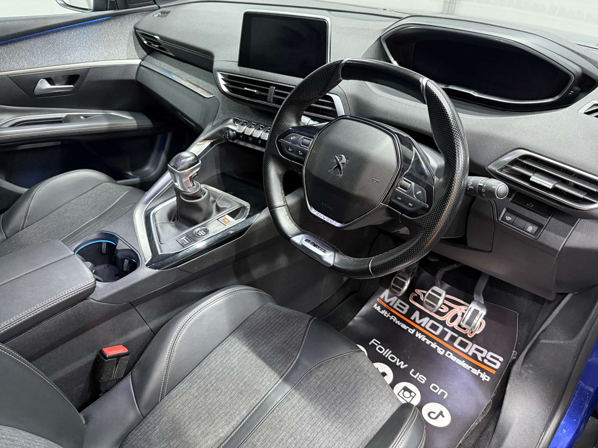 2019 PEUGEOT 1.5 3008 GT Line Premium Blue HDi S/S 5dr - vehicle photo 17 for sale on PureCar