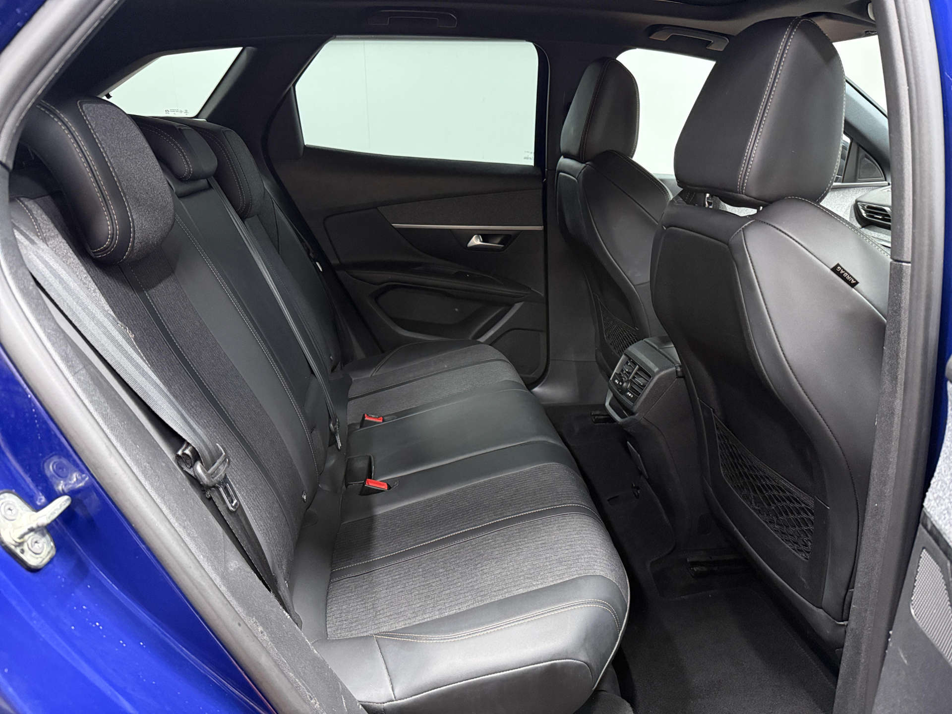 2019 PEUGEOT 1.5 3008 GT Line Premium Blue HDi S/S 5dr - vehicle photo 33 for sale on PureCar