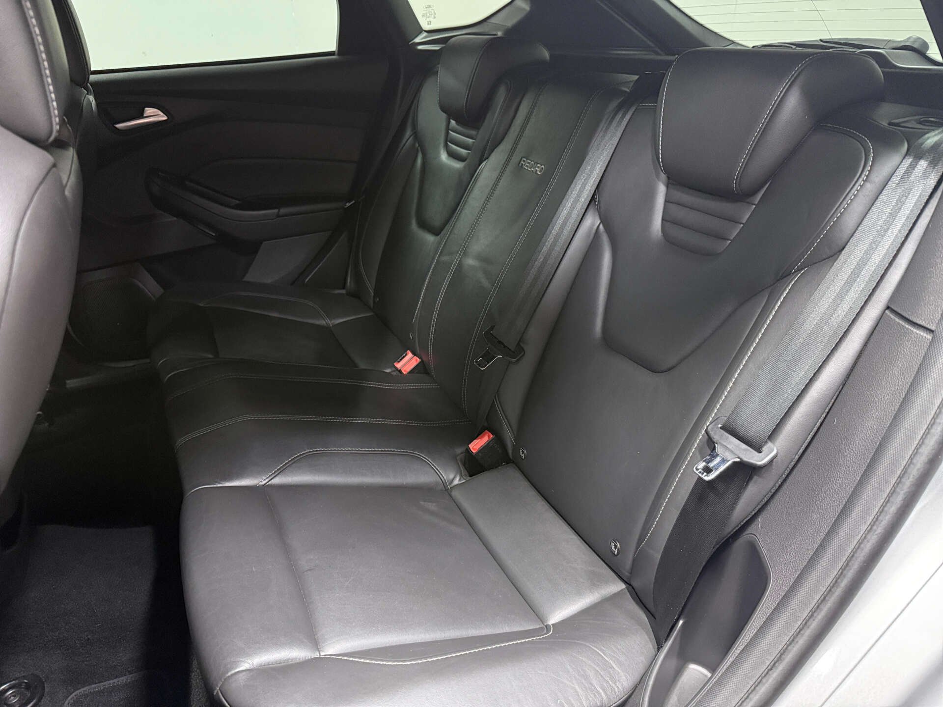 2018 FORD FOCUS 2.0 Focus ST-3 T 5dr - vehicle photo 29 for sale on PureCar