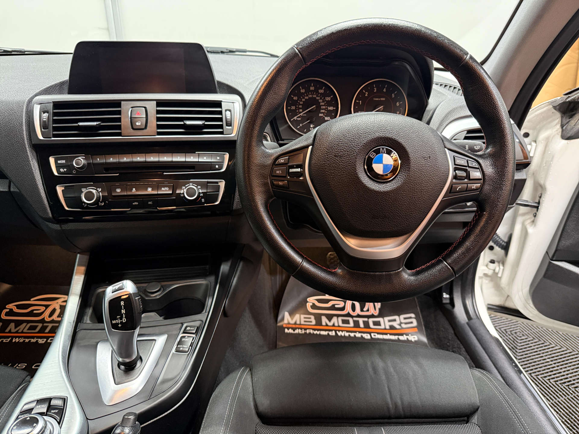 2016 BMW 1 SERIES 1.5 118i Sport Auto 3dr - vehicle photo 25 for sale on PureCar