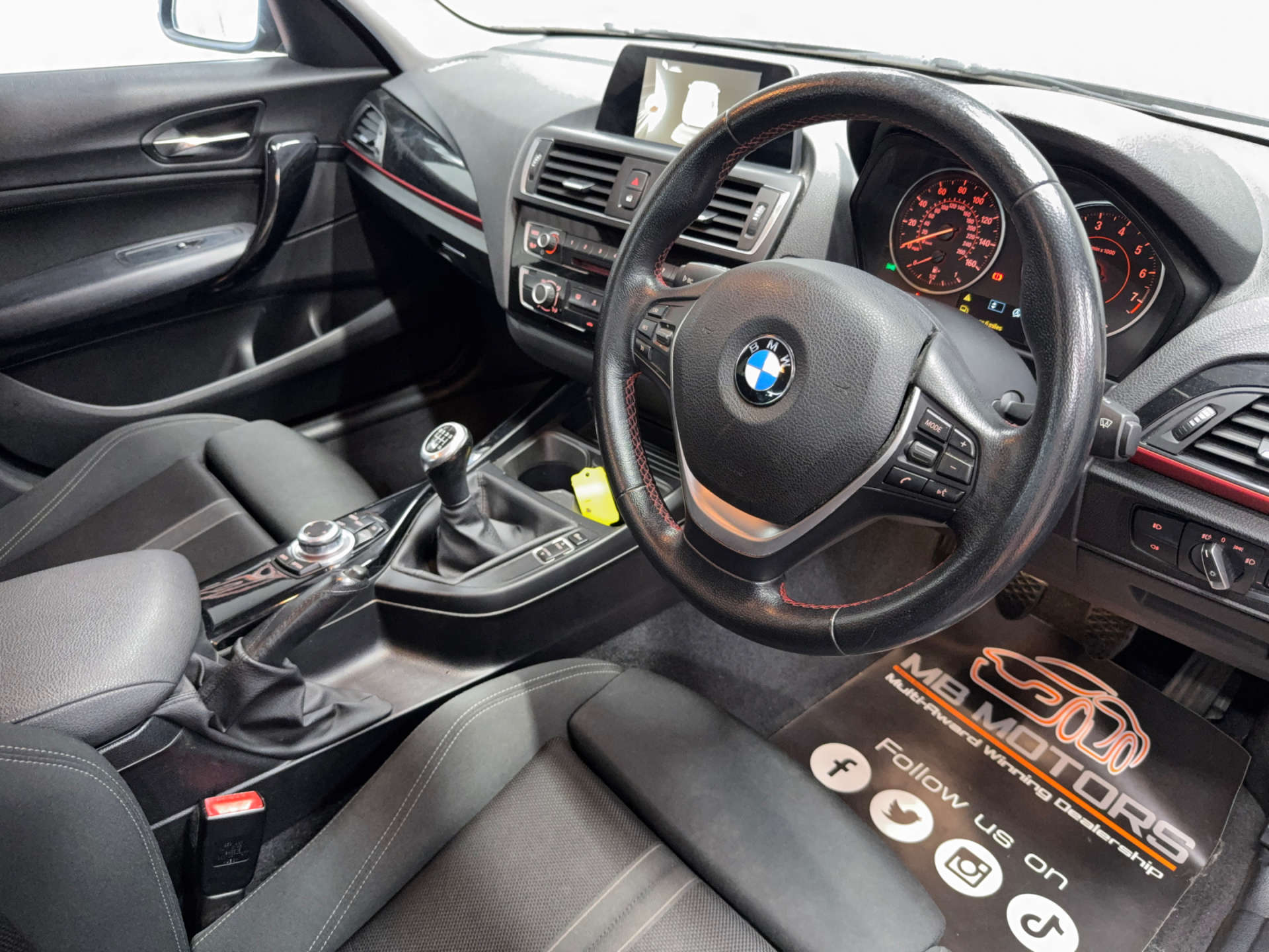 2015 BMW 1 SERIES 1.5 118i Sport 5dr - vehicle photo 3 for sale on PureCar