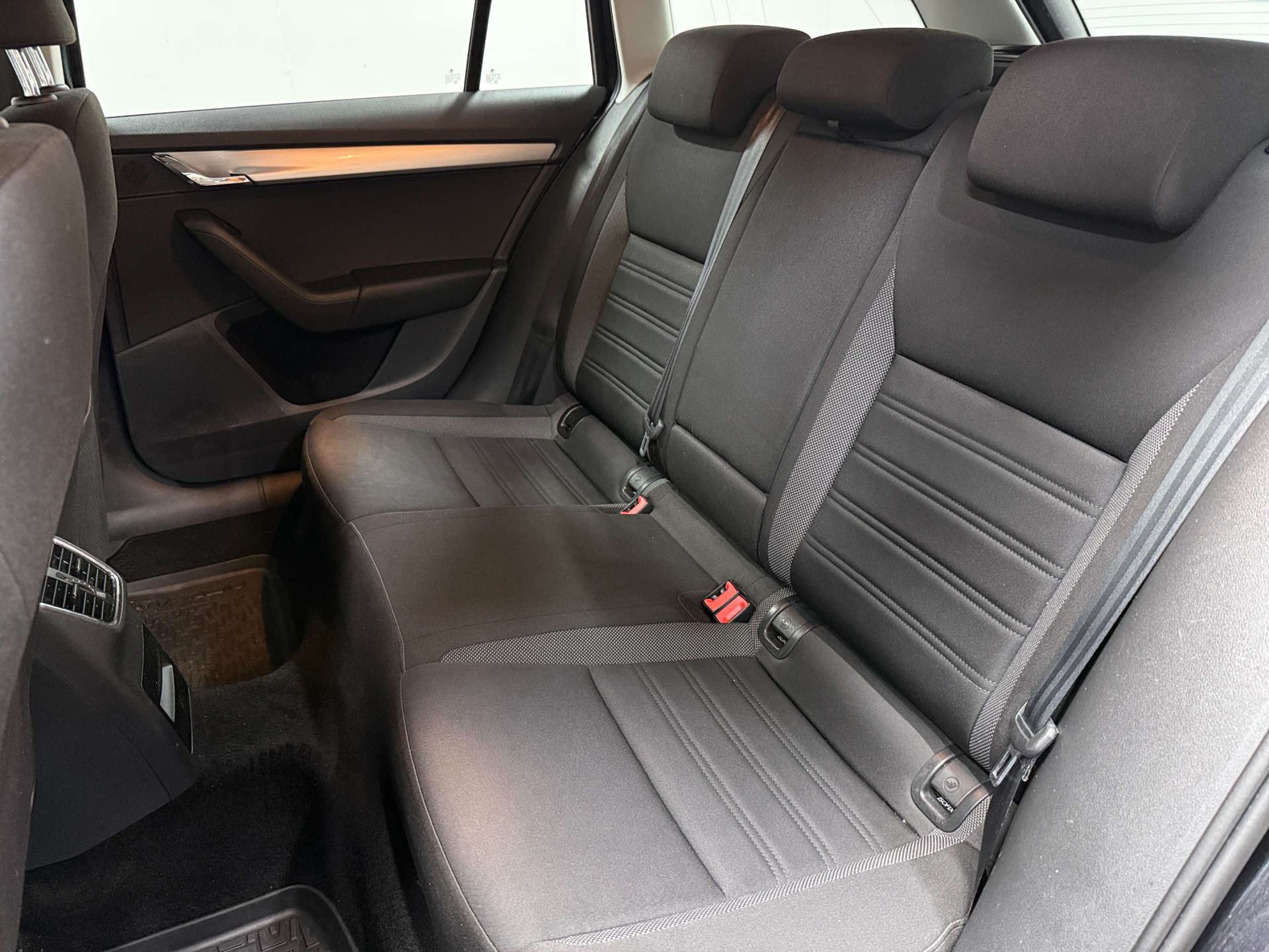 2019 SKODA OCTAVIA 1.6 Octavia SE Technology TDI 5dr - vehicle photo 38 for sale on PureCar