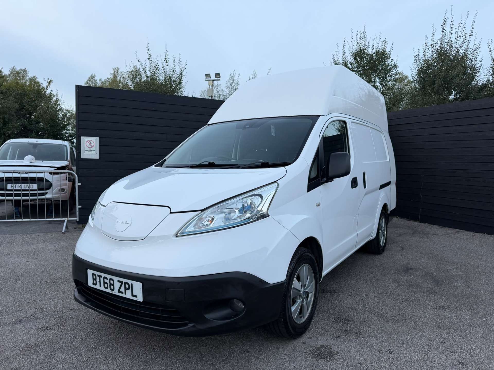 2018 NISSAN NV200