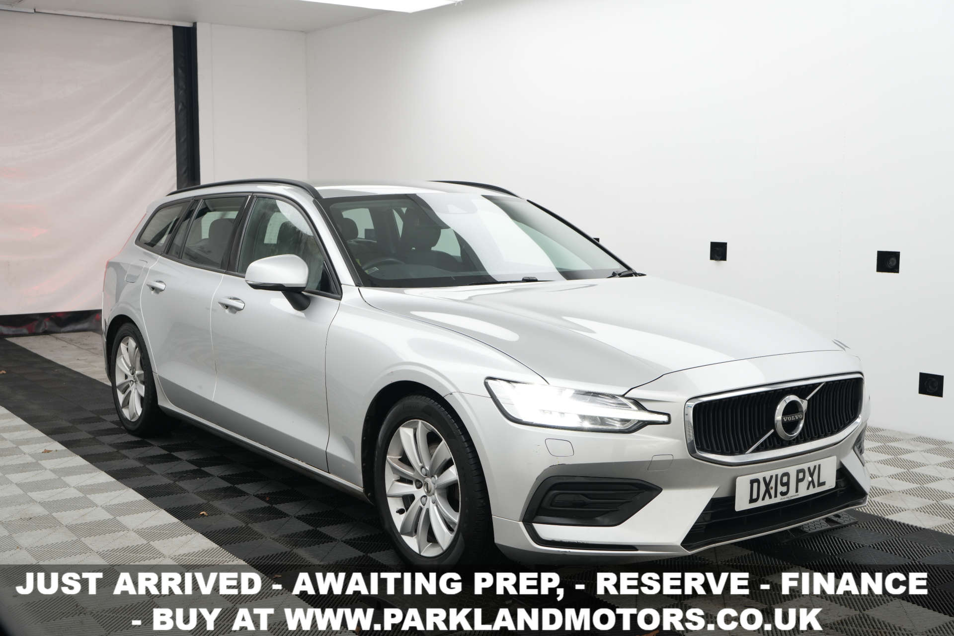 2019 Volvo V60 2.0TD D3 Momentum Geartronic