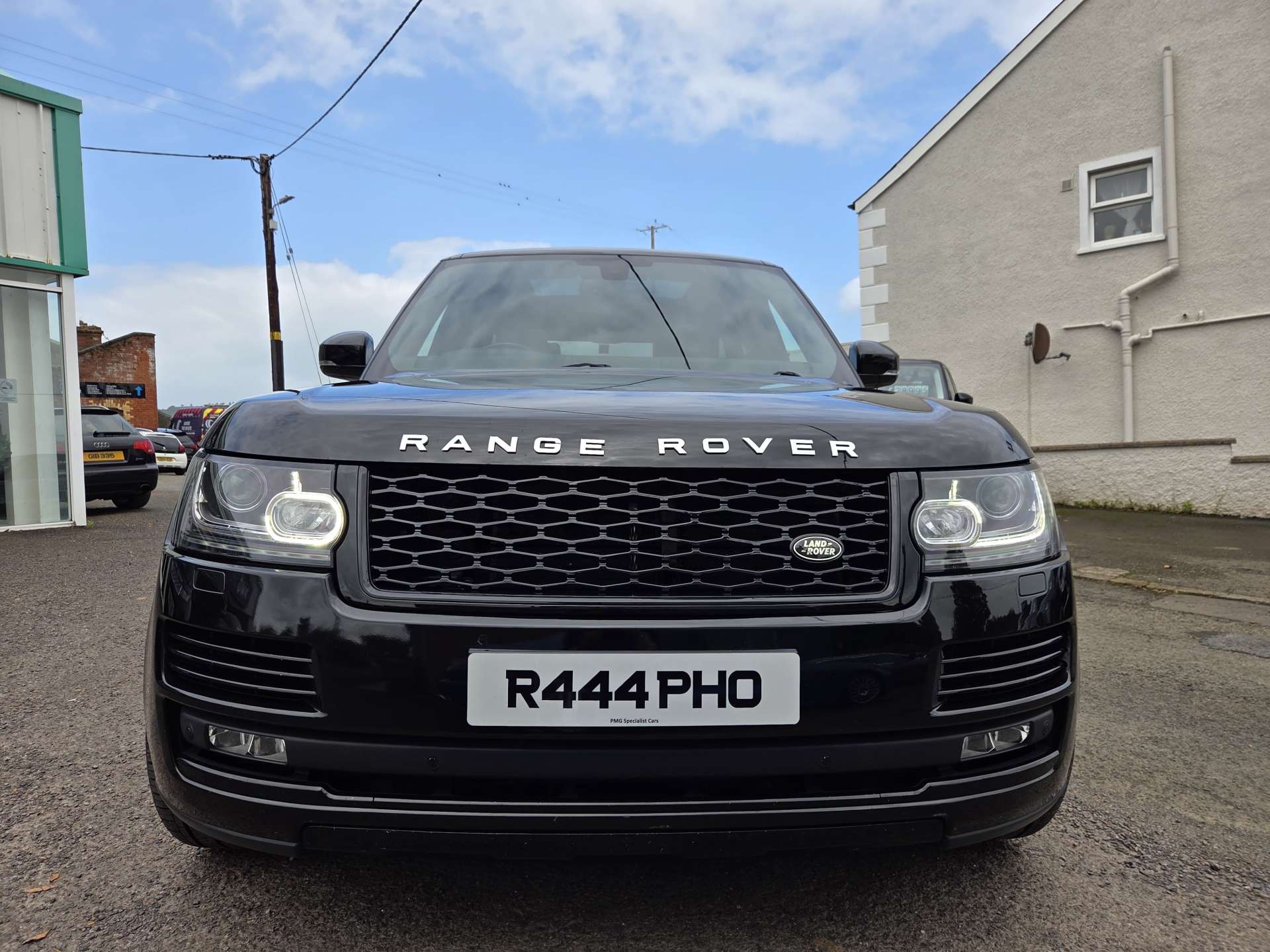2015 Land Rover Range Rover 3.0 Range Rover Vogue SE TDV6 Auto 4WD 5dr - vehicle photo 2 for sale on PureCar