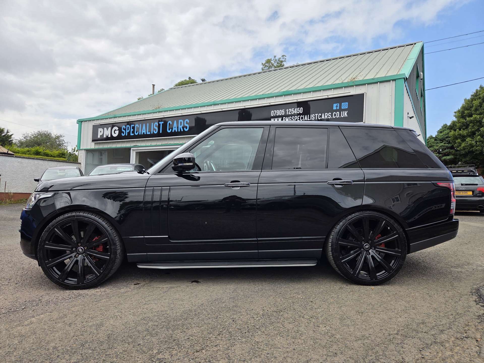 2015 Land Rover Range Rover 3.0 Range Rover Vogue SE TDV6 Auto 4WD 5dr - vehicle photo 21 for sale on PureCar
