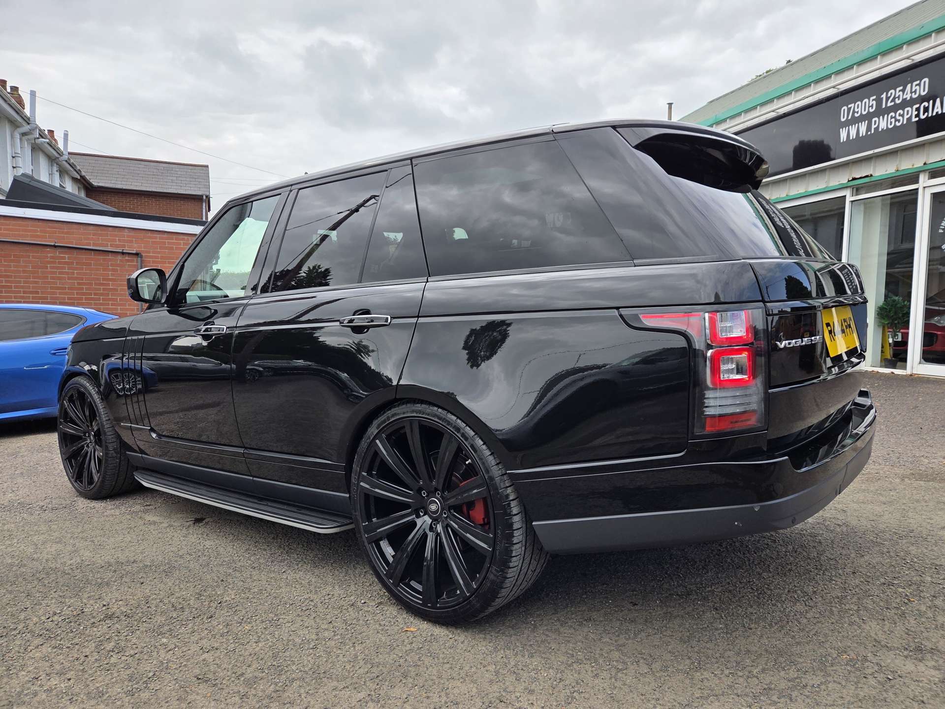 2015 Land Rover Range Rover 3.0 Range Rover Vogue SE TDV6 Auto 4WD 5dr - vehicle photo 23 for sale on PureCar