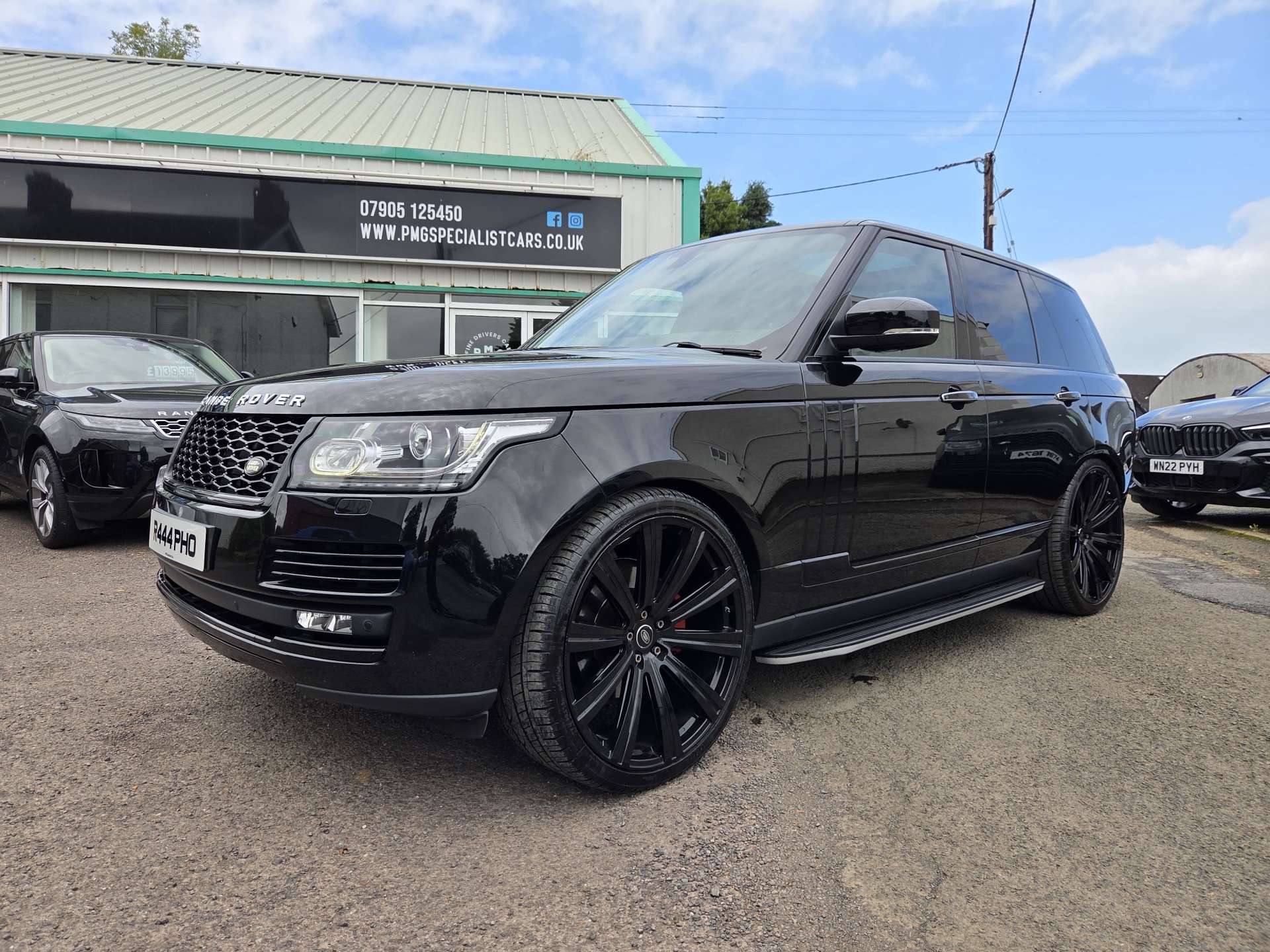 2015 Land Rover Range Rover 3.0 Range Rover Vogue SE TDV6 Auto 4WD 5dr - vehicle photo 25 for sale on PureCar
