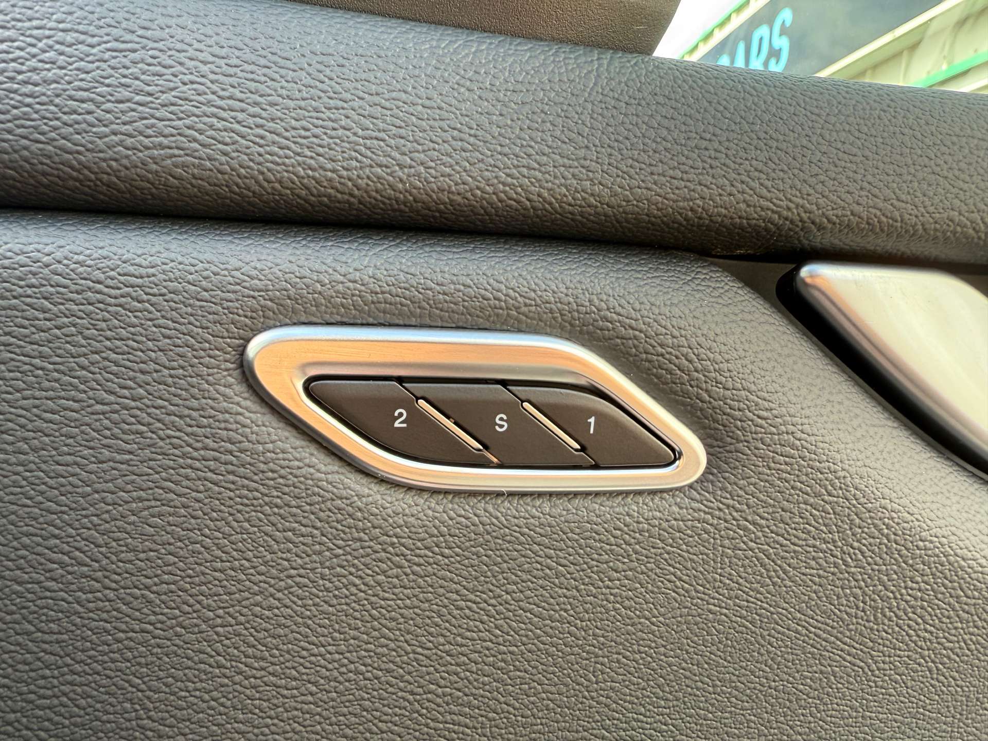 2018 MASERATI GHIBLI 3.0 Ghibli DV6 Auto 4dr - vehicle photo 11 for sale on PureCar