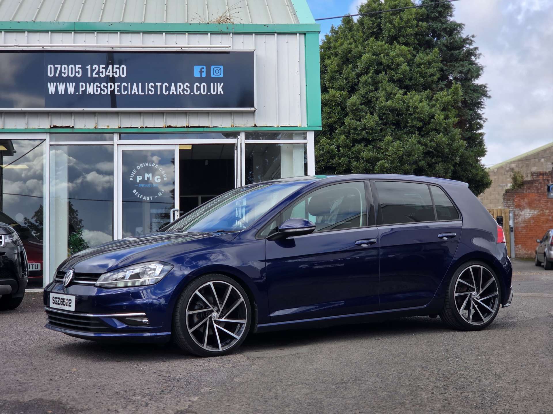 2017 Volkswagen GOLF 1.5 Golf GT TSi Evo 5dr - vehicle photo 11 for sale on PureCar