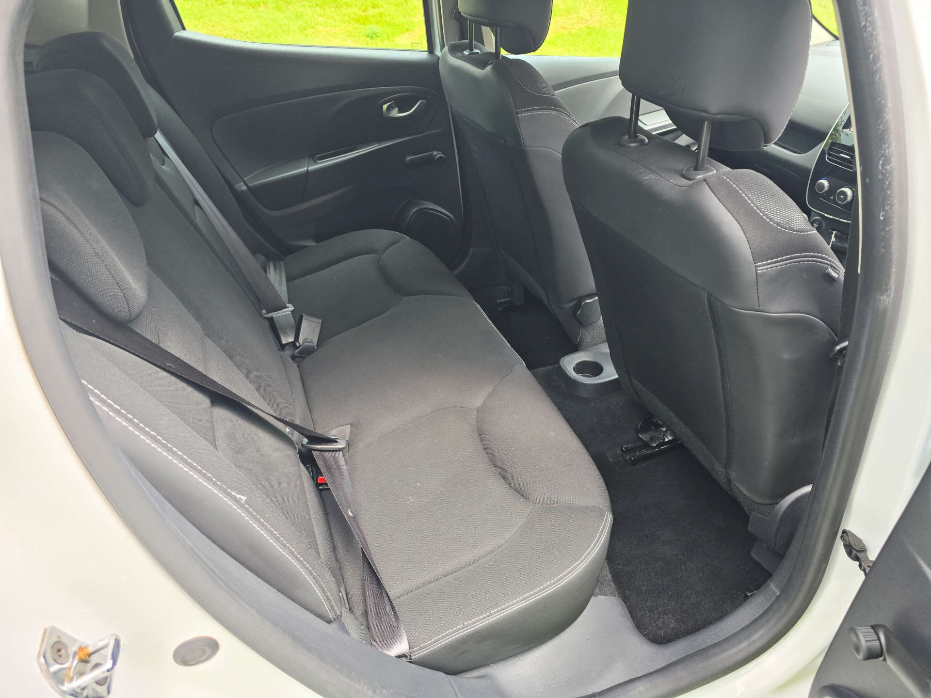 RENAULT CLIO 1.1 Clio Dynamique Nav 16v 5dr #9