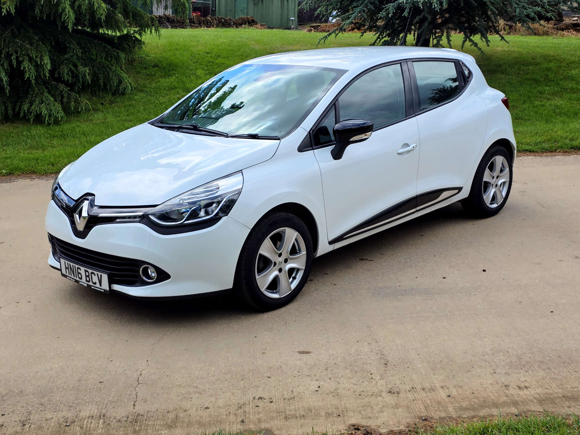 RENAULT CLIO 1.1 Clio Dynamique Nav 16v 5dr #14