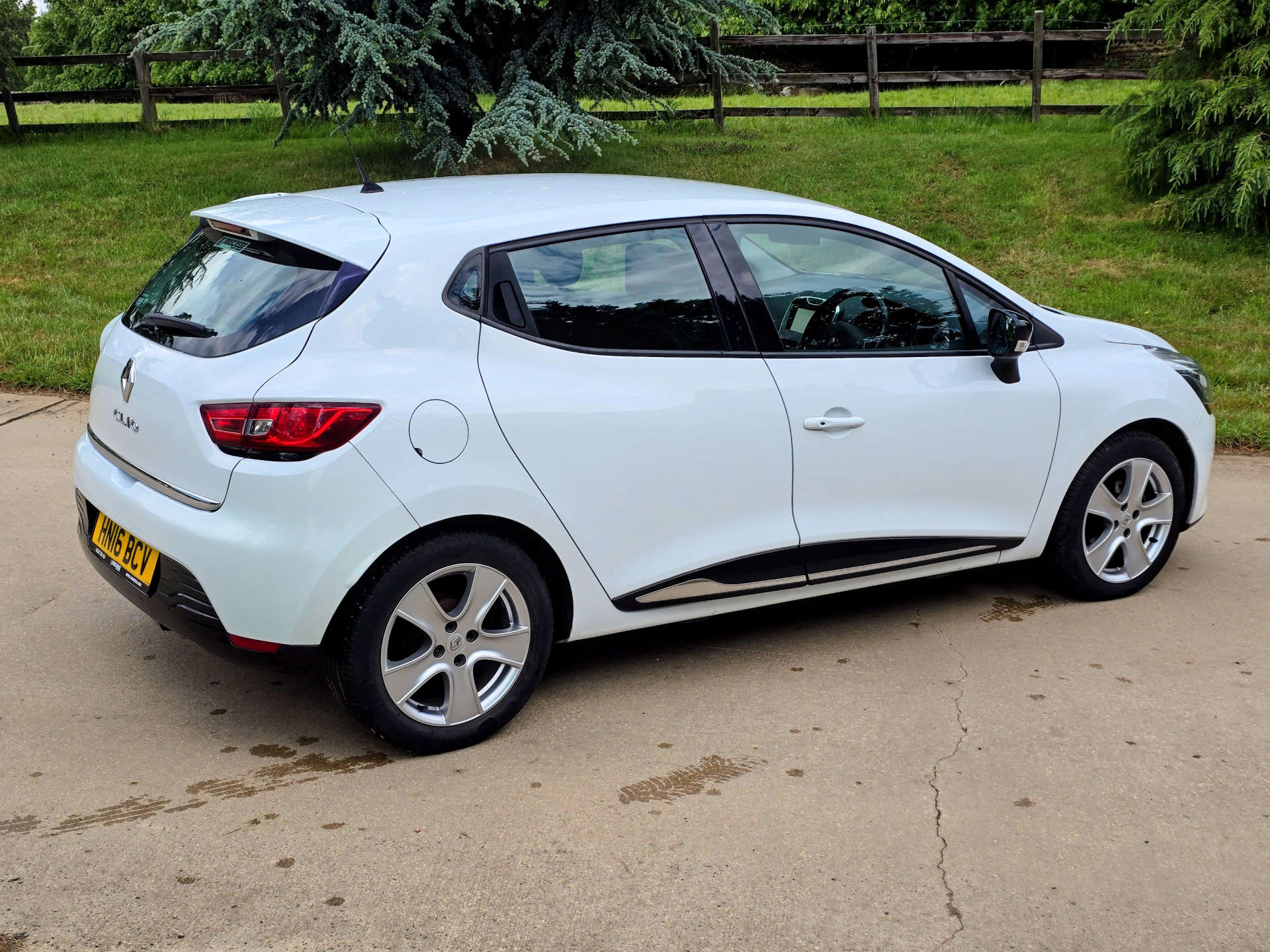 RENAULT CLIO 1.1 Clio Dynamique Nav 16v 5dr #18