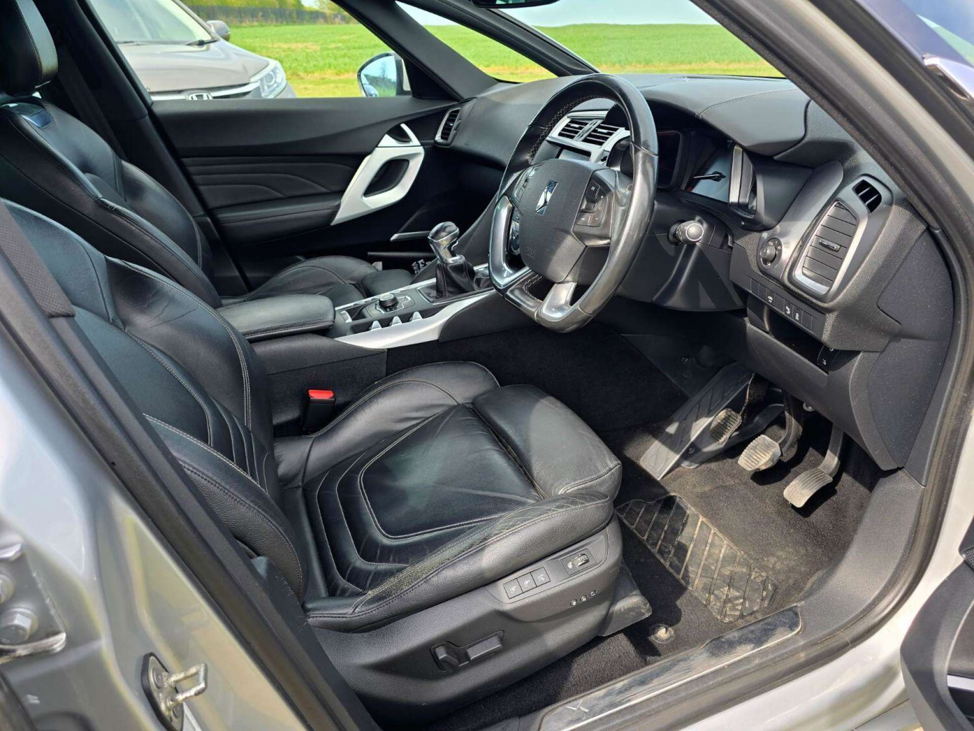 Citroen DS5 2.0 HDi DSport #8