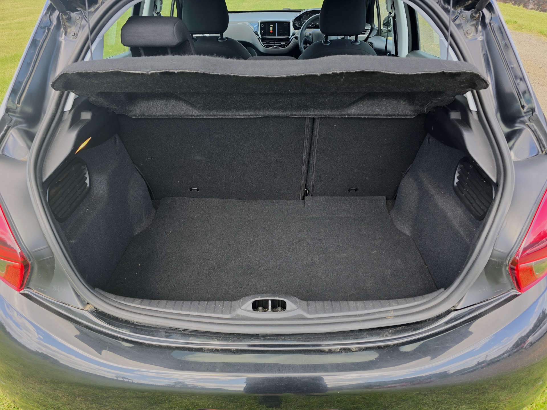 PEUGEOT 208 1.2 208 Signature S/S 5dr #15