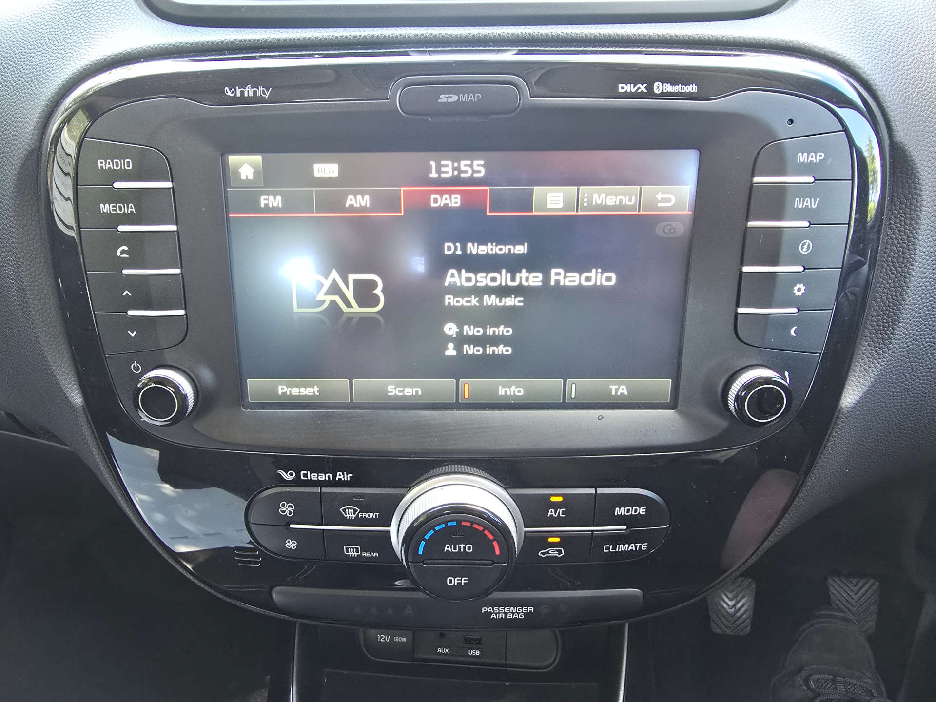 Kia SOUL 1.6 Soul Connect+ CRDi 5dr #17