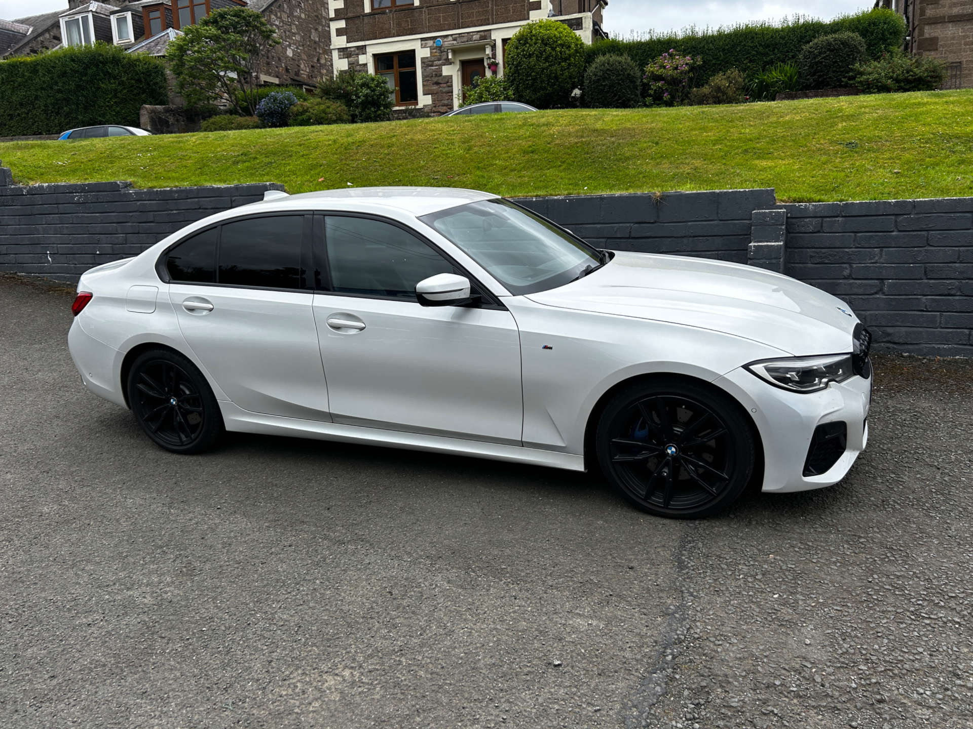 White 2020 BMW 3 Series Saloon All-wheel drive Automatic