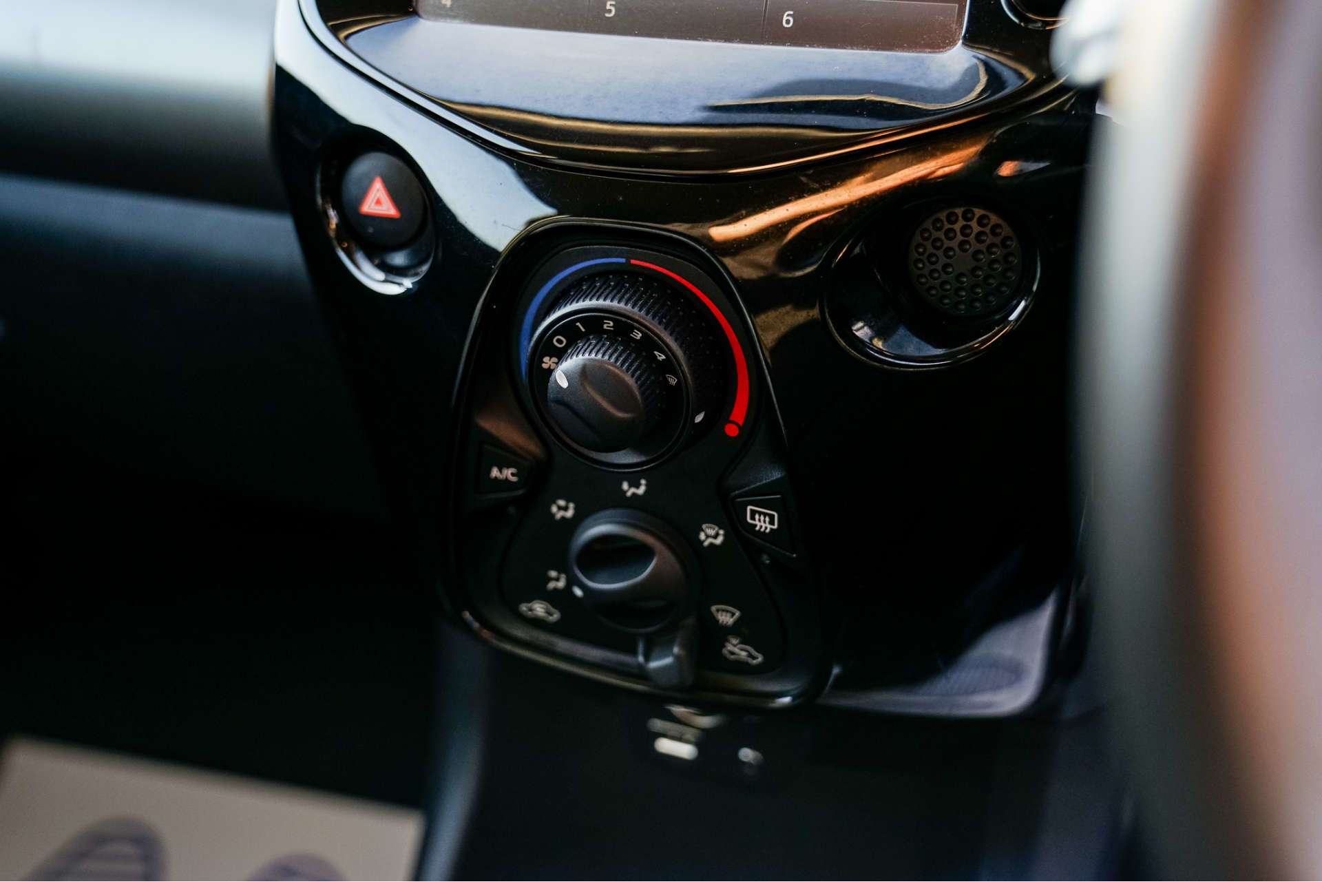 CITROEN C1 1.2 PURETECH FLAIR 5dr For Sale