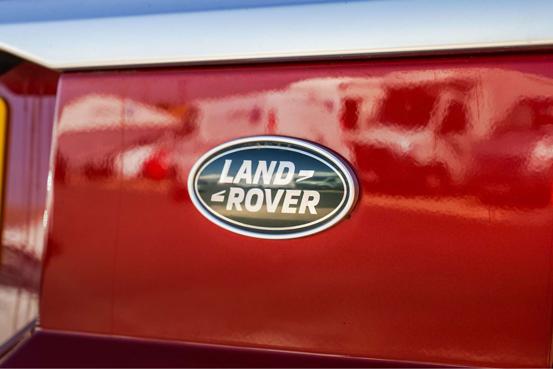 LAND ROVER RANGE ROVER SPORT 3.0 D300 MHEV HSE SUV 5dr Diesel Auto 4WD Euro 6 (s/s) (300 ps) For Sale