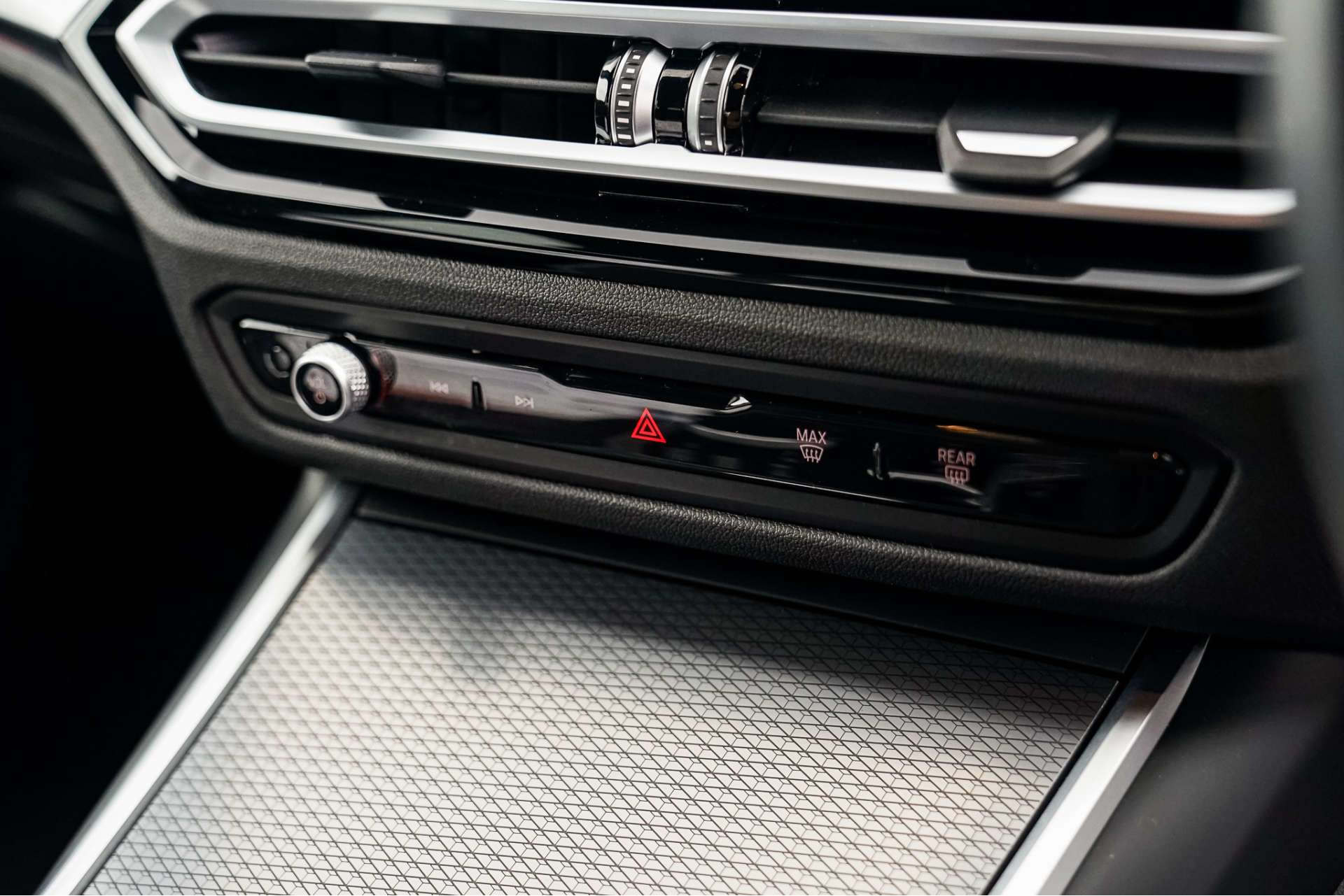 BMW 3 SERIES 2.0 320i M Sport Auto 4dr For Sale