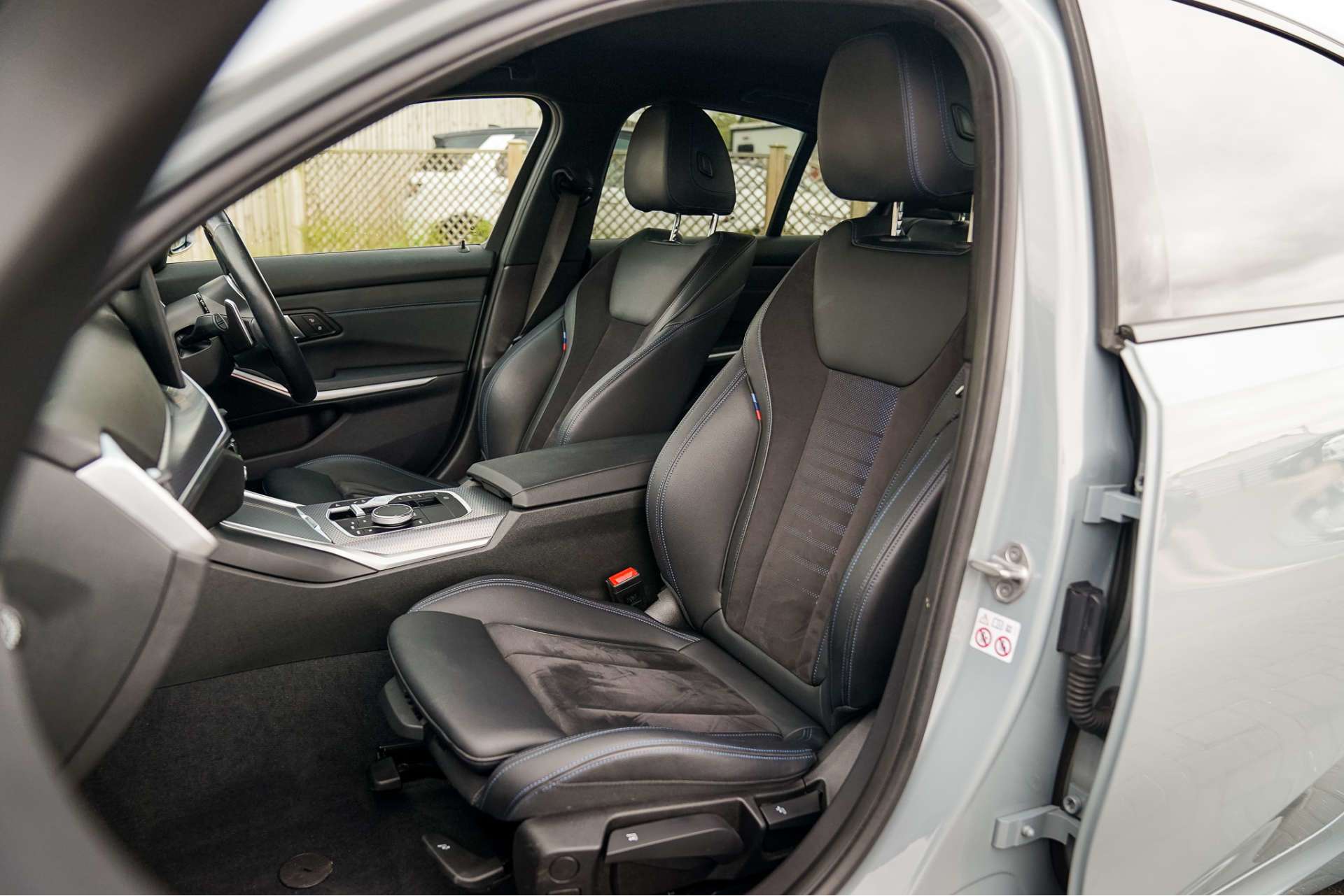 BMW 3 SERIES 2.0 320i M Sport Auto 4dr For Sale