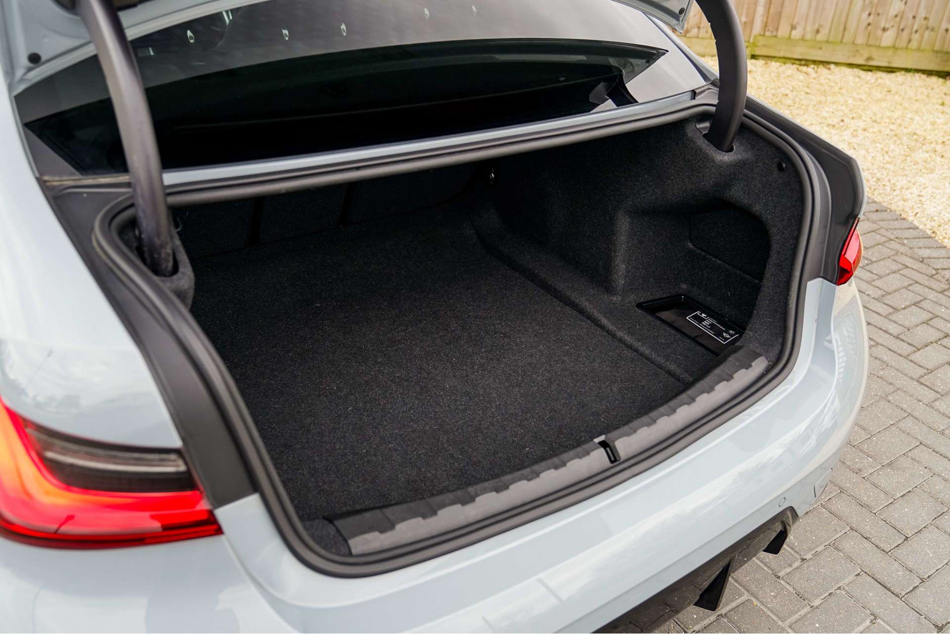 BMW 3 SERIES 2.0 320i M Sport Auto 4dr For Sale