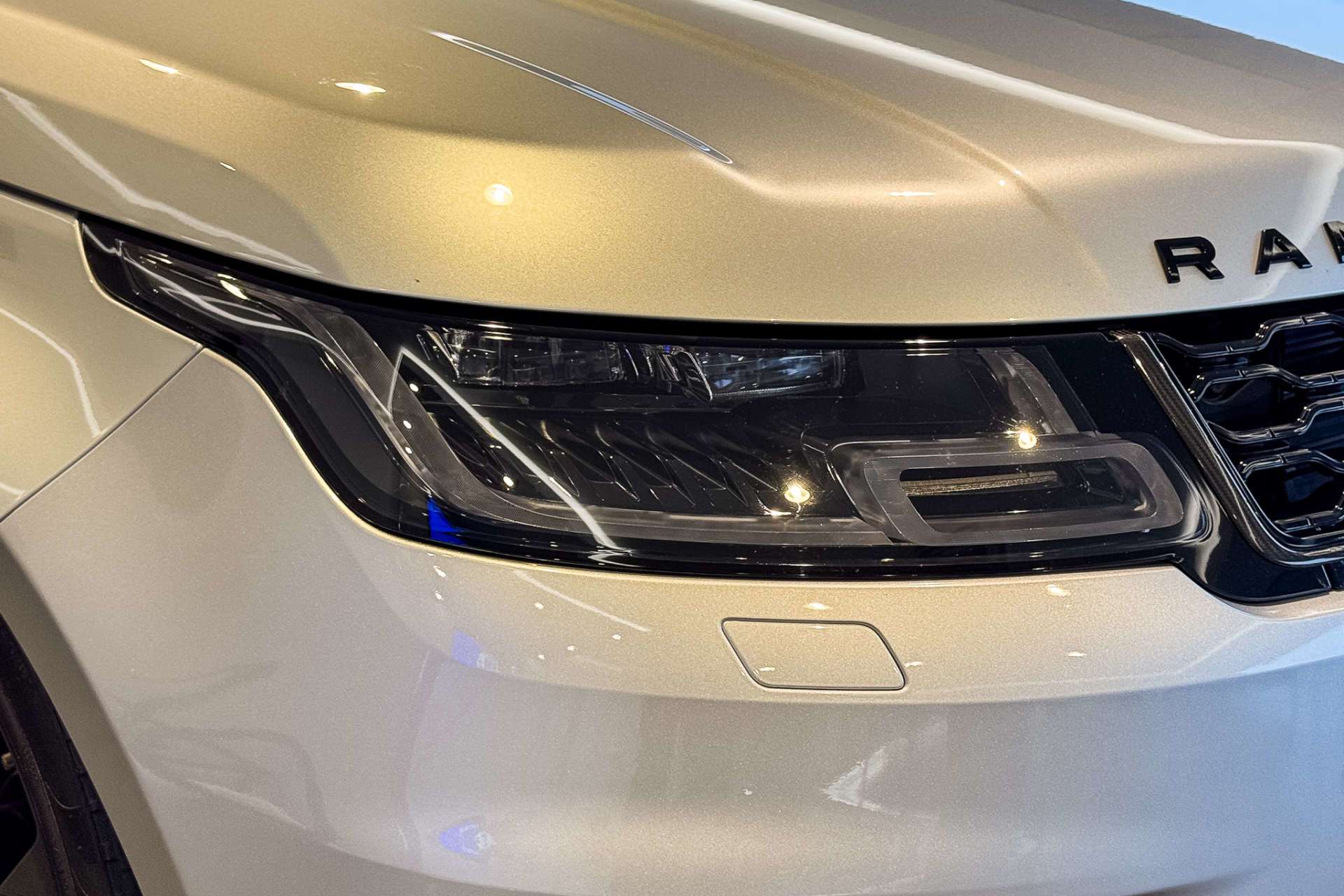 LAND ROVER RANGE ROVER SPORT 3.0 Range Rover Sport HST Auto 4WD 5dr For Sale