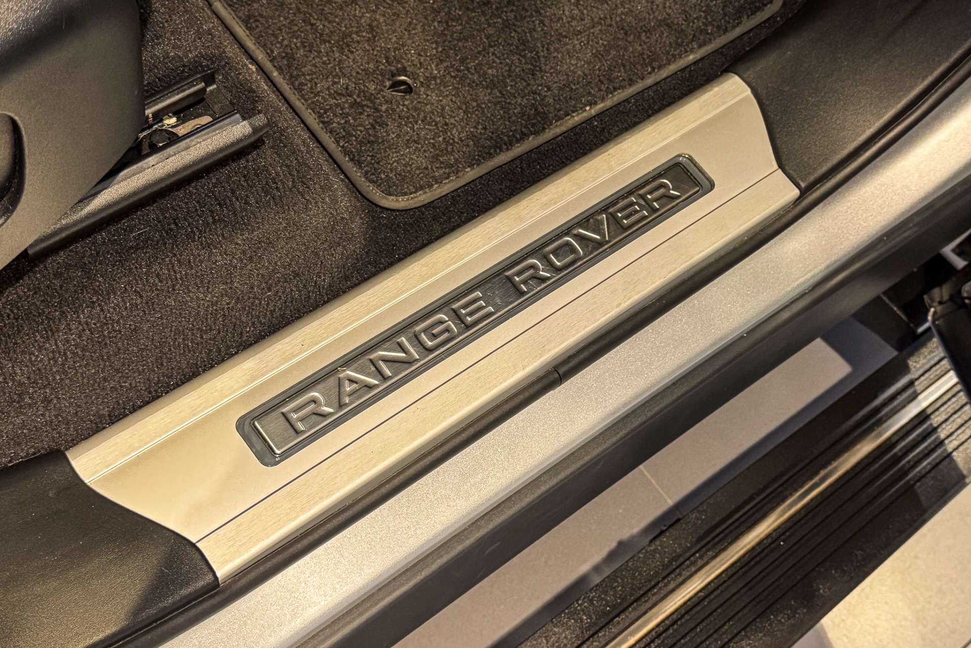 LAND ROVER RANGE ROVER SPORT 3.0 Range Rover Sport HST Auto 4WD 5dr For Sale