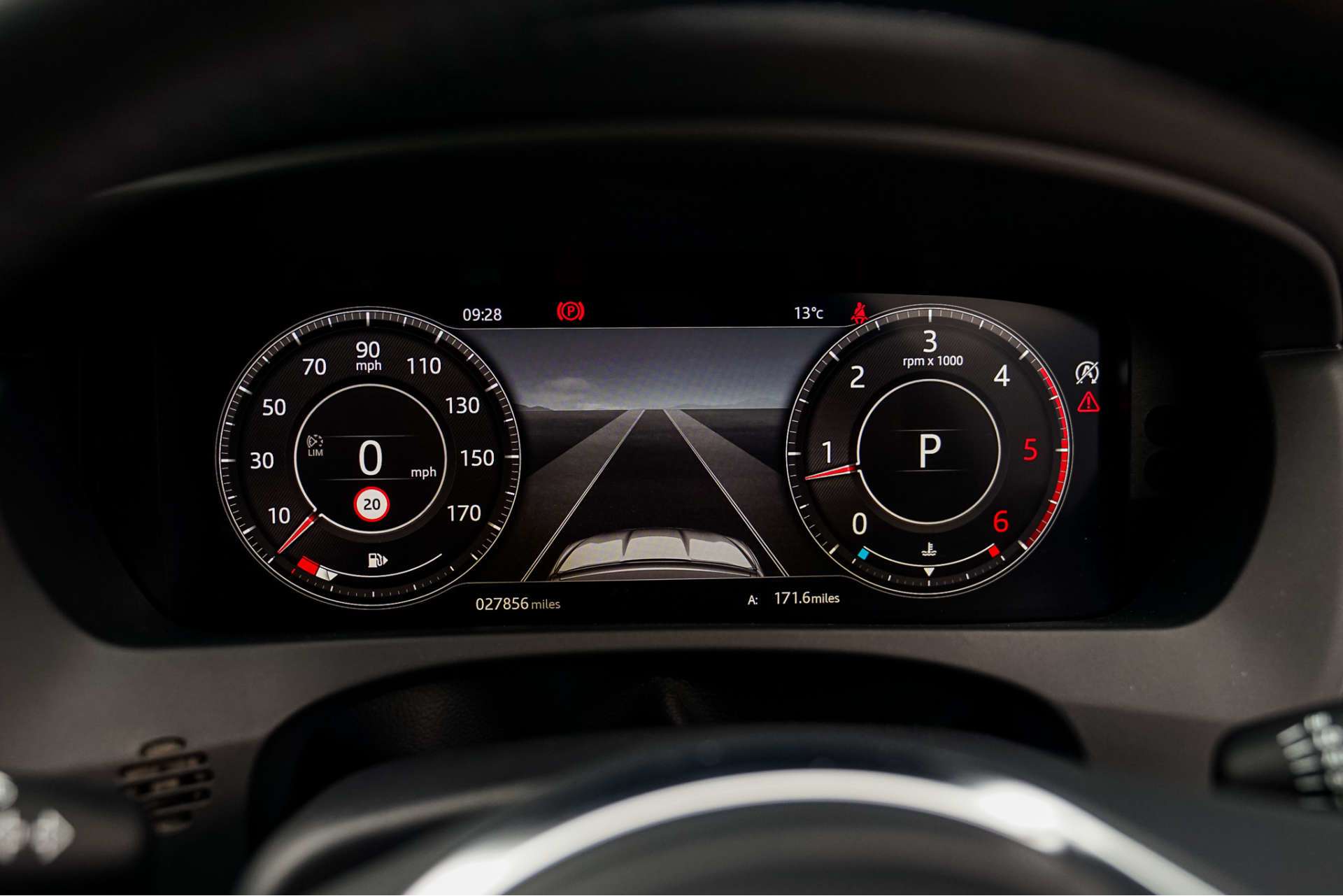 JAGUAR F-PACE 2.0 F-Pace Chequered Flag AWD D Auto 4WD 5dr For Sale