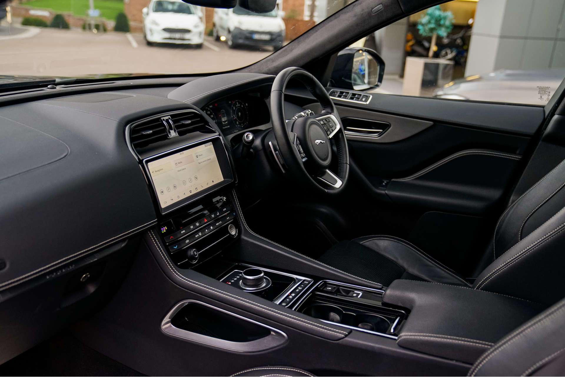 JAGUAR F-PACE 2.0 F-Pace Chequered Flag AWD D Auto 4WD 5dr For Sale