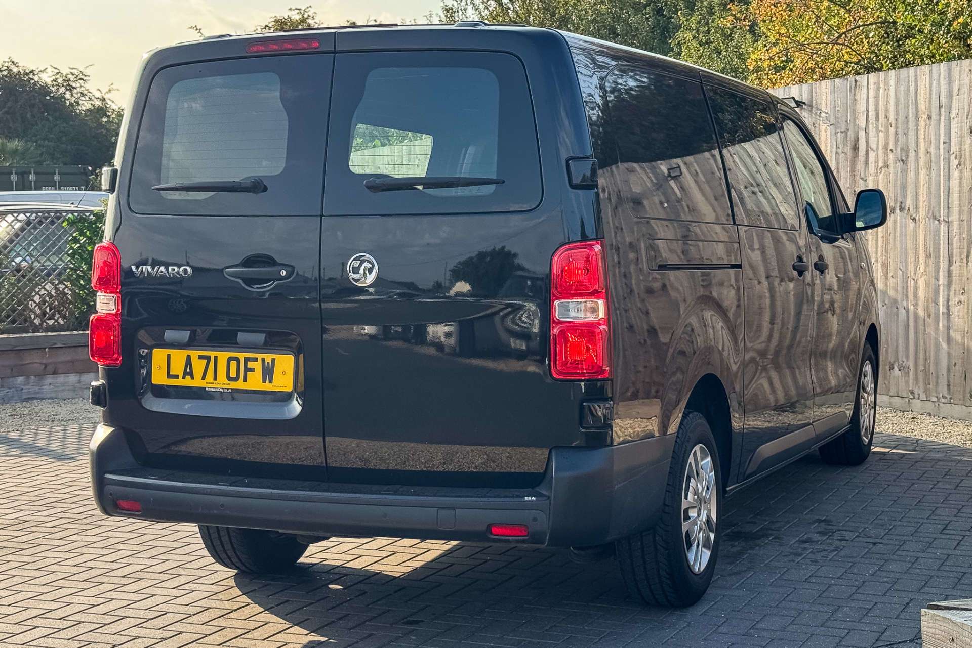VAUXHALL VIVARO 2.0 Vivaro  F3100 Dynamic S/S Auto For Sale