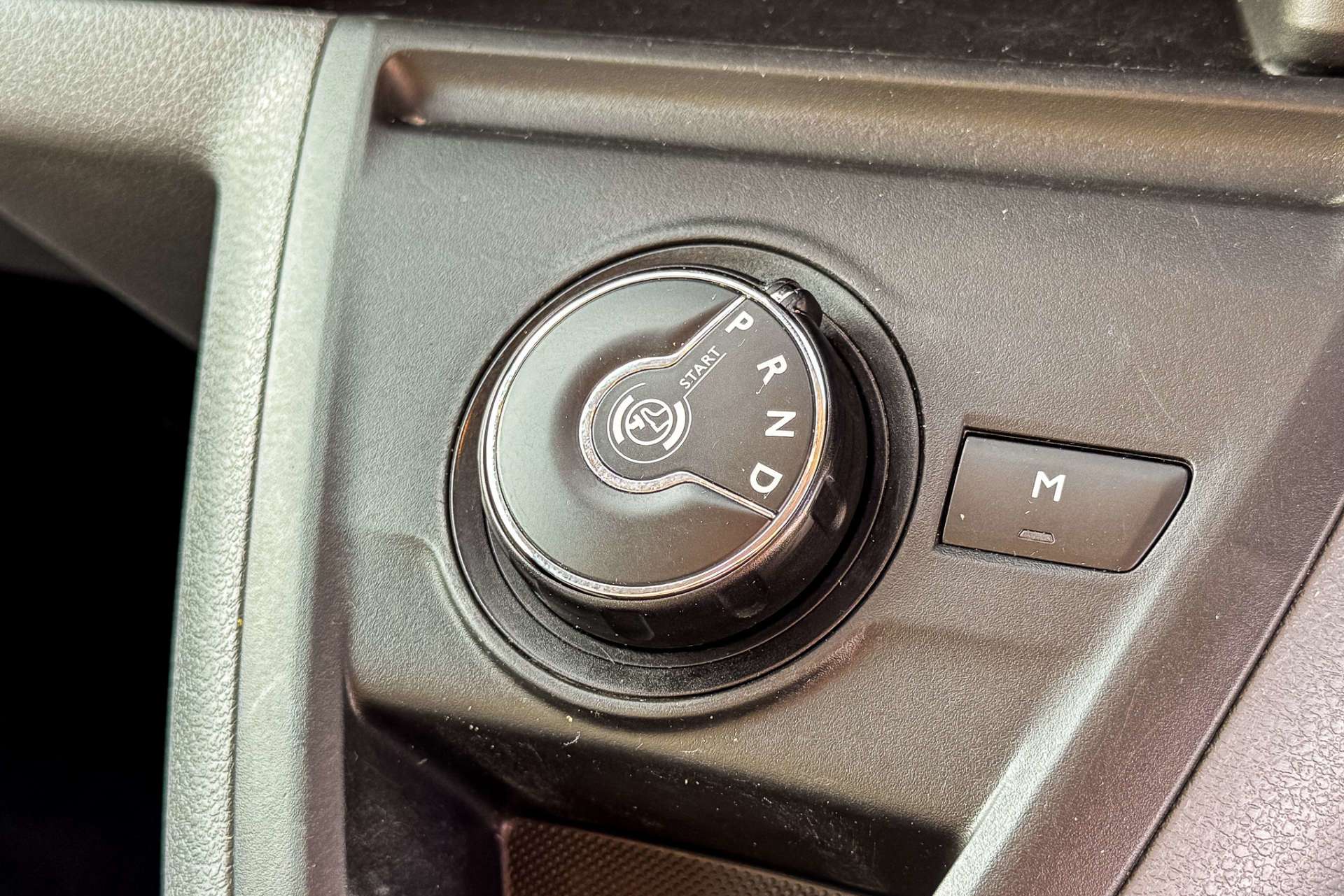 VAUXHALL VIVARO 2.0 Vivaro  F3100 Dynamic S/S Auto For Sale