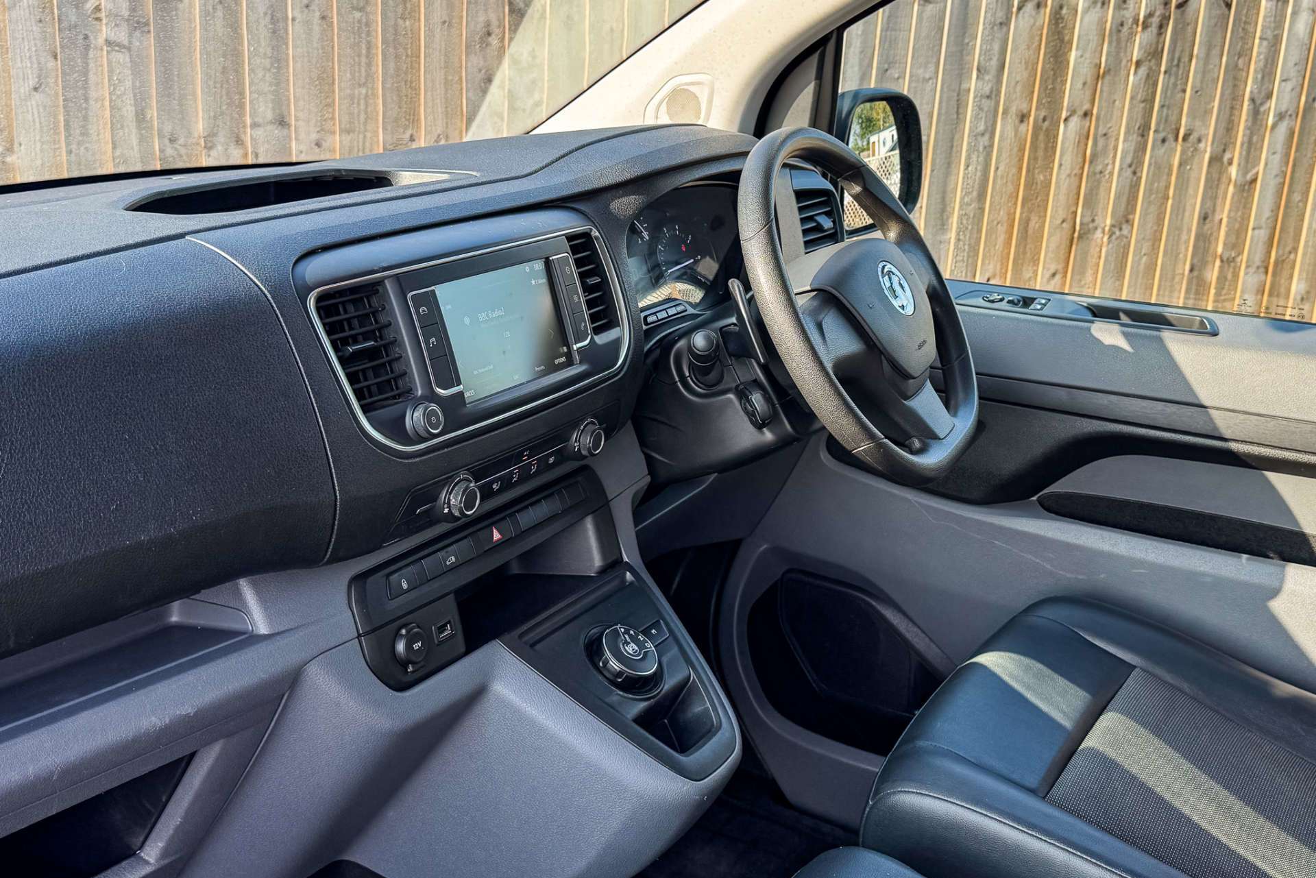 VAUXHALL VIVARO 2.0 Vivaro  F3100 Dynamic S/S Auto For Sale