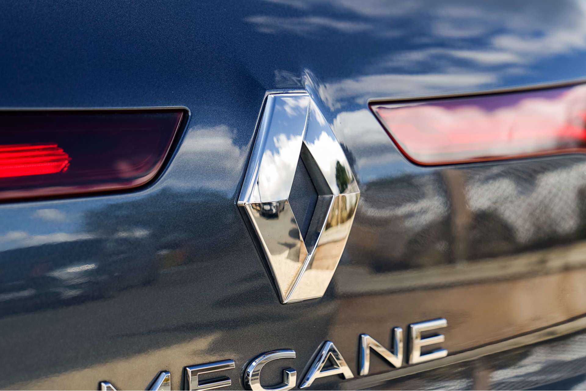 RENAULT MEGANE 1.5 Megane Iconic dCi 5dr For Sale