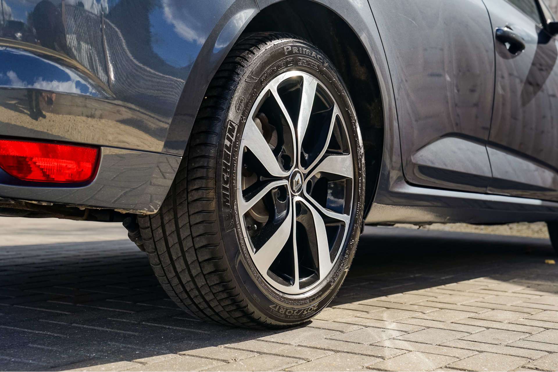 RENAULT MEGANE 1.5 Megane Iconic dCi 5dr For Sale