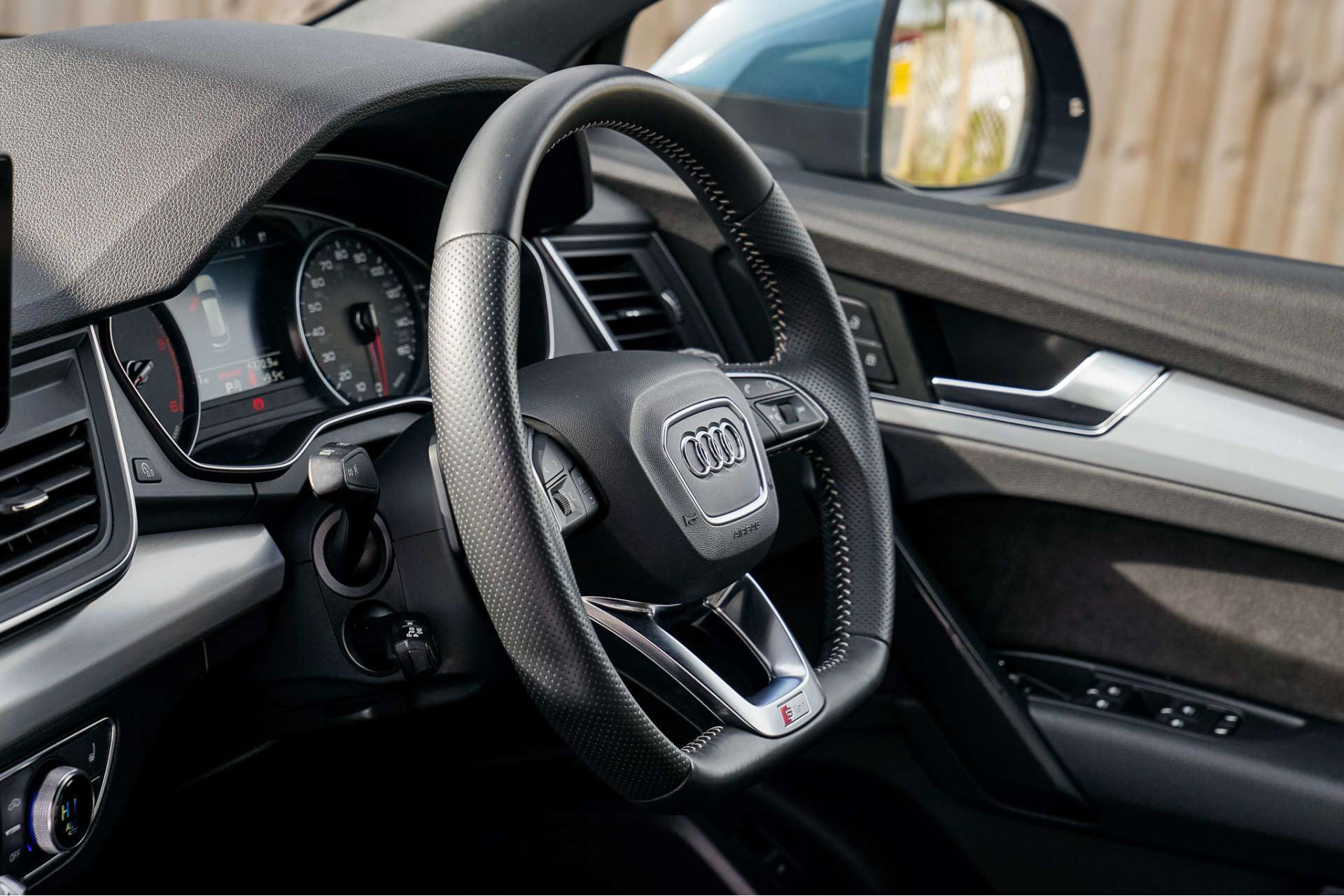 AUDI Q5 2.0 Q5 S Line TDI Quattro Semi-Auto 4WD 5dr For Sale