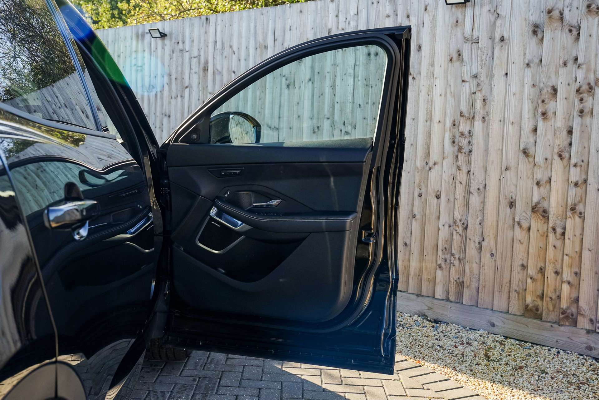 JAGUAR E-PACE 2.0 E-Pace R-Dynamic HSE D AWD Auto 4WD 5dr For Sale