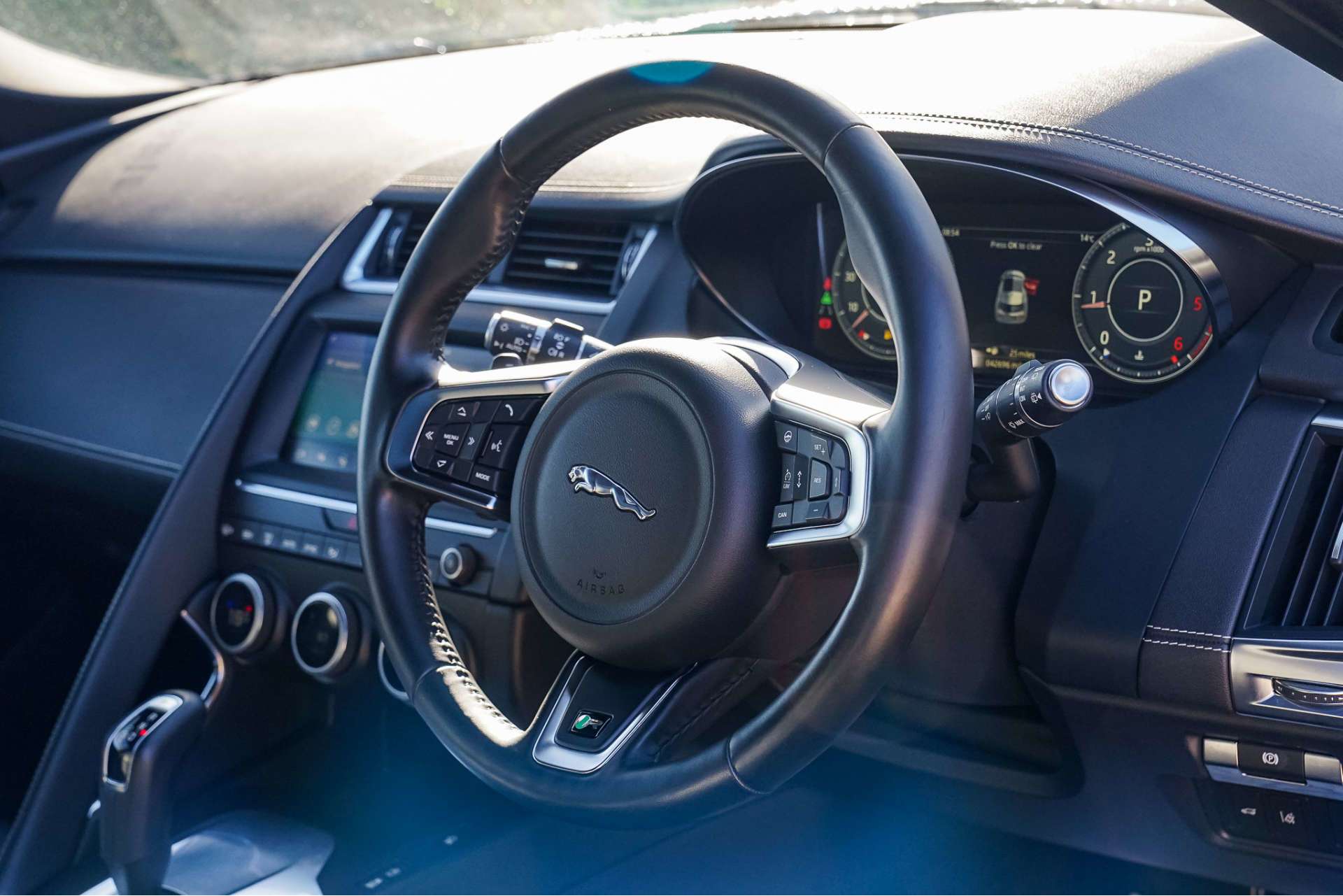 JAGUAR E-PACE 2.0 E-Pace R-Dynamic HSE D AWD Auto 4WD 5dr For Sale